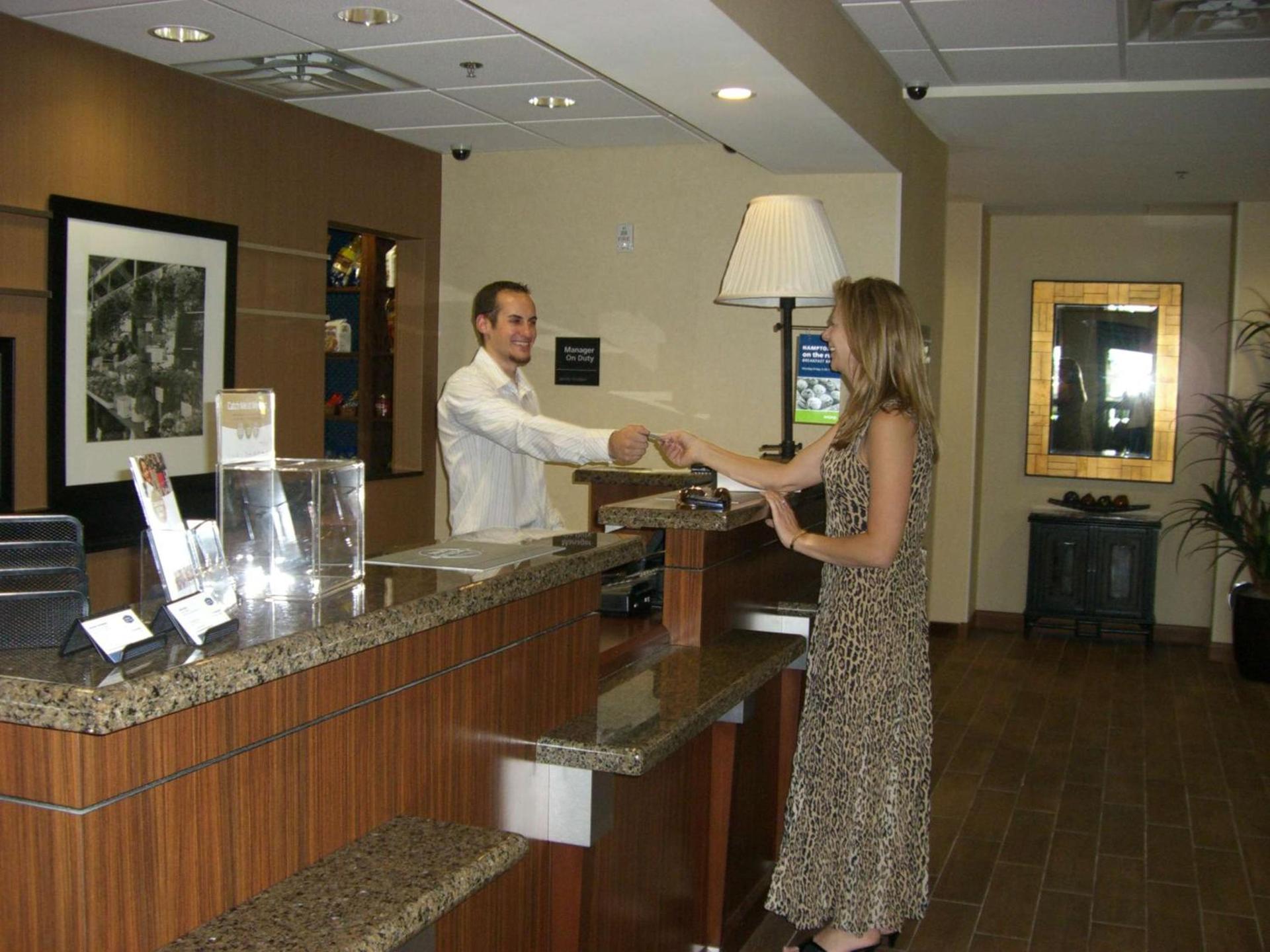 Hampton Inn and Suites Pueblo/North photo 3
