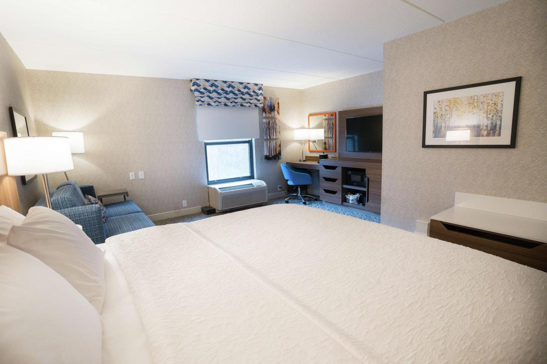Hampton Inn Clarks Summit photo 17