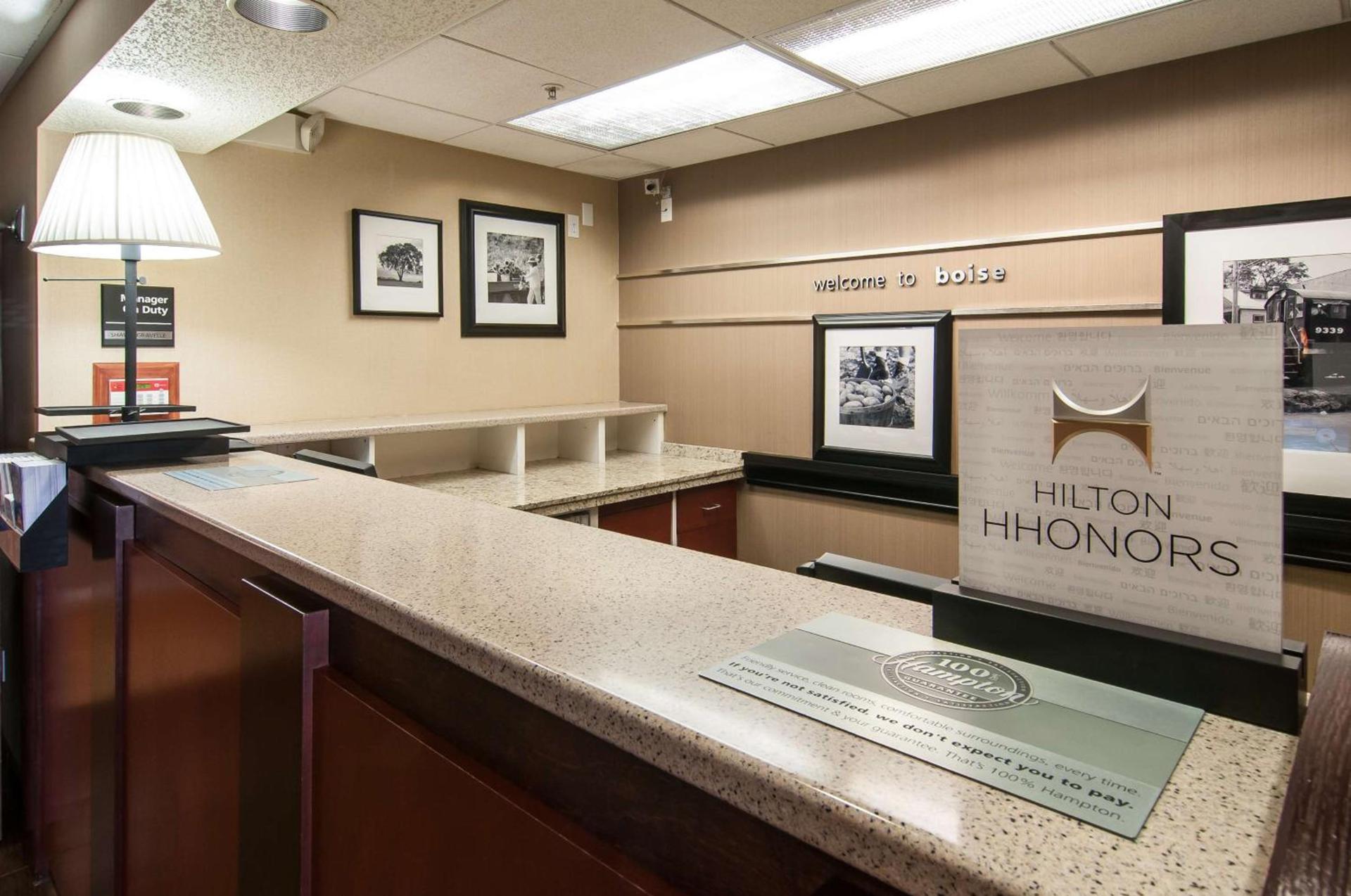 Hampton Inn Boise - Airport photo 4