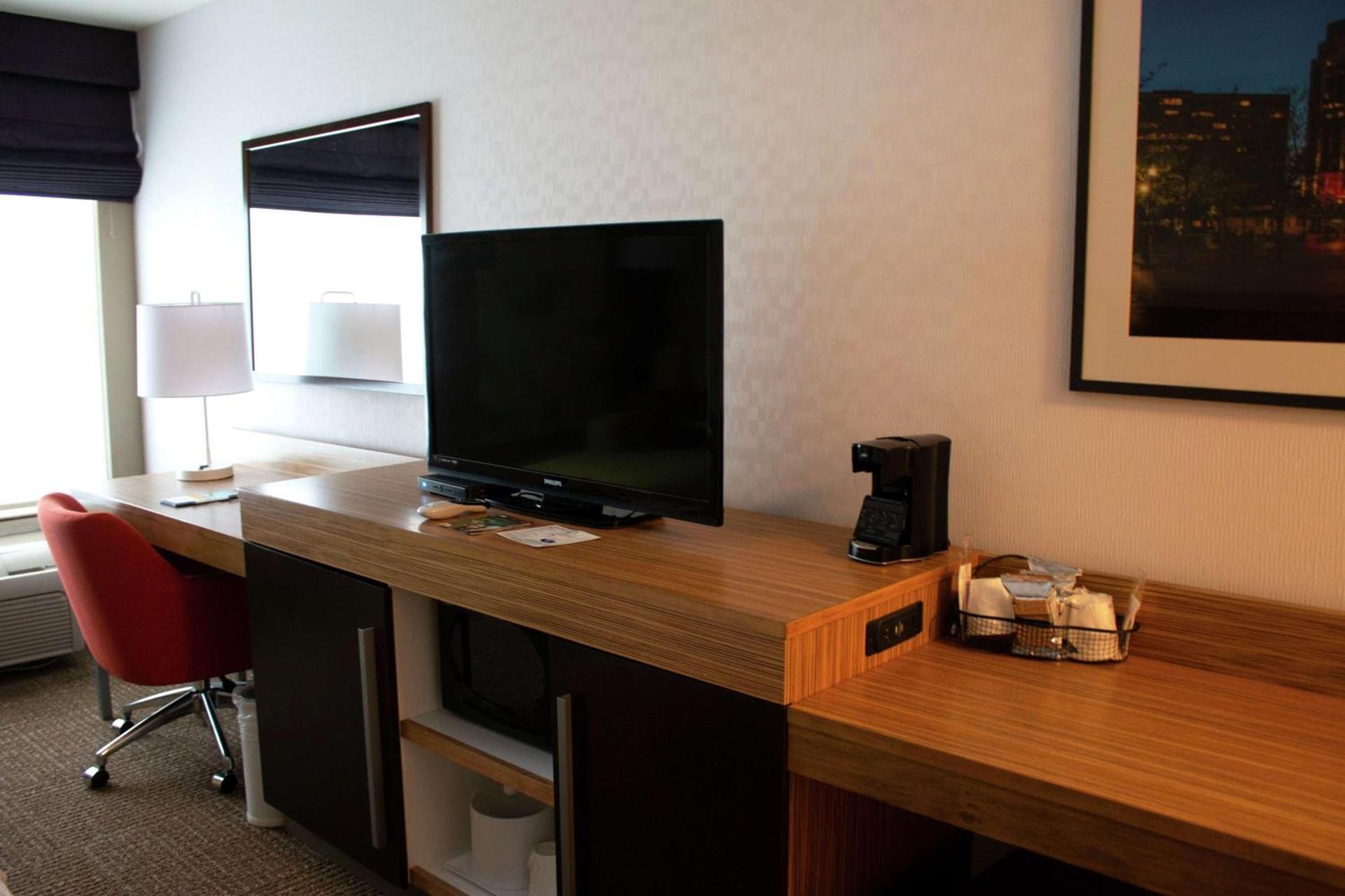 Hampton Inn Boise - Airport photo 21