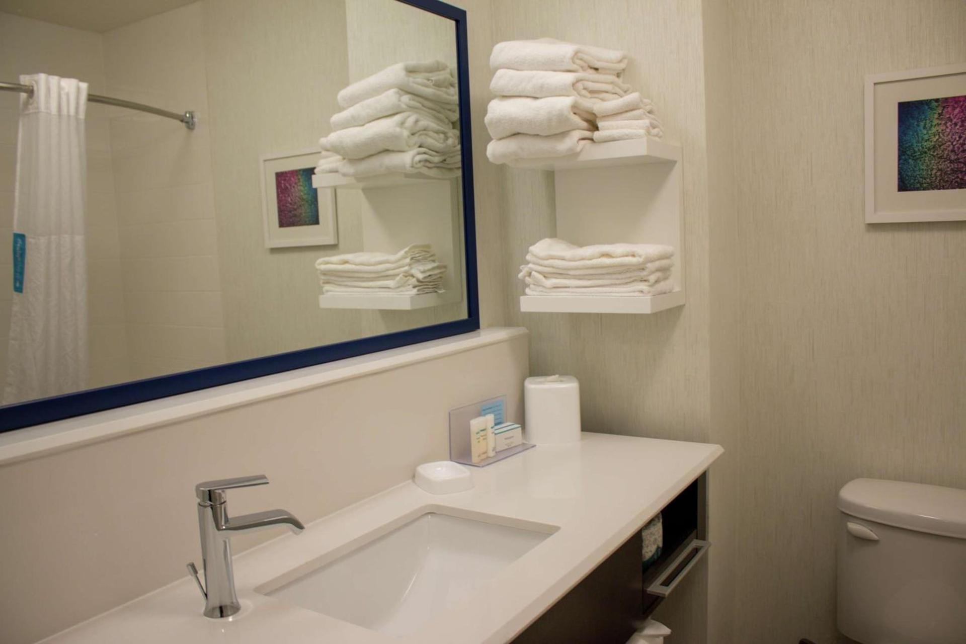Hampton Inn Boise - Airport photo 24