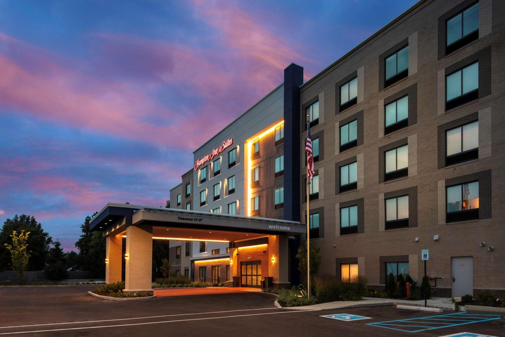 Hampton Inn & Suites Avon Indianapolis photo 3