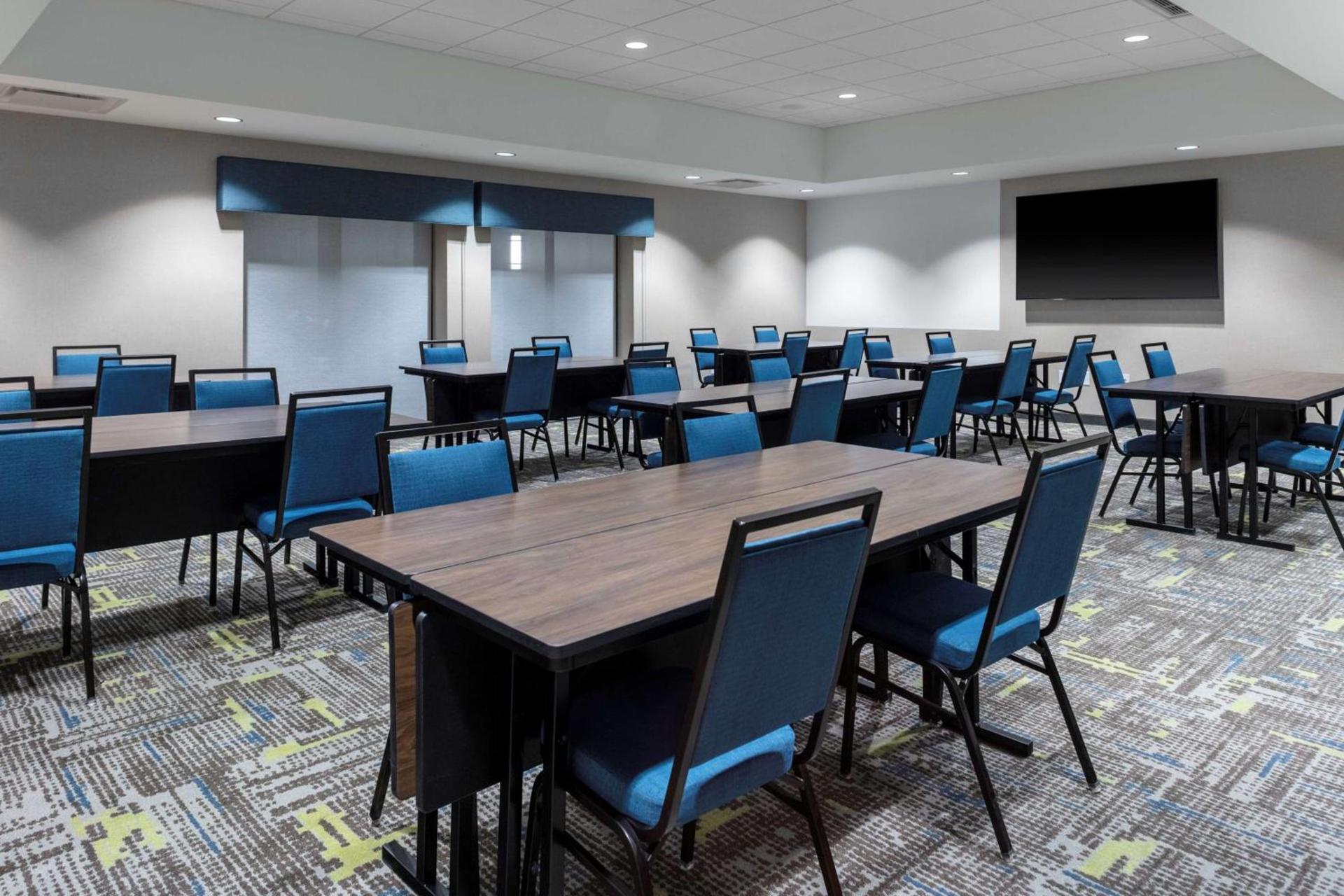 Hampton Inn & Suites Avon Indianapolis photo 22