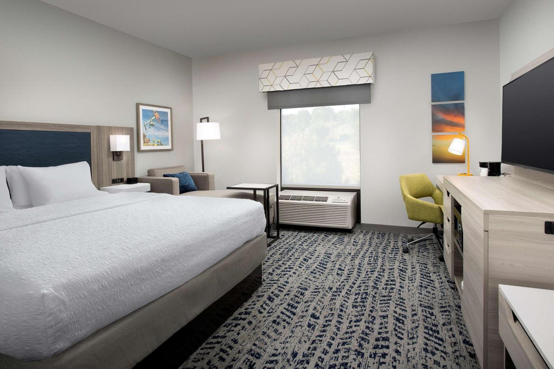 Hampton Inn Duncan photo 26