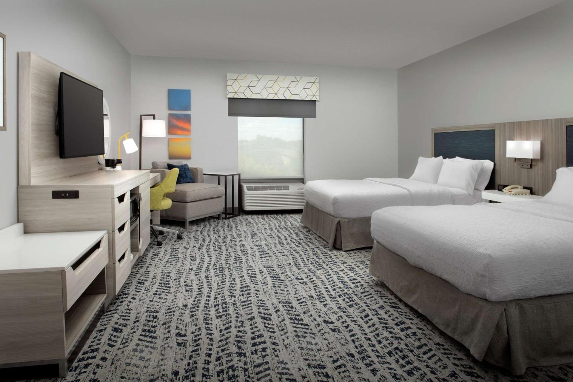 Hampton Inn Duncan photo 31