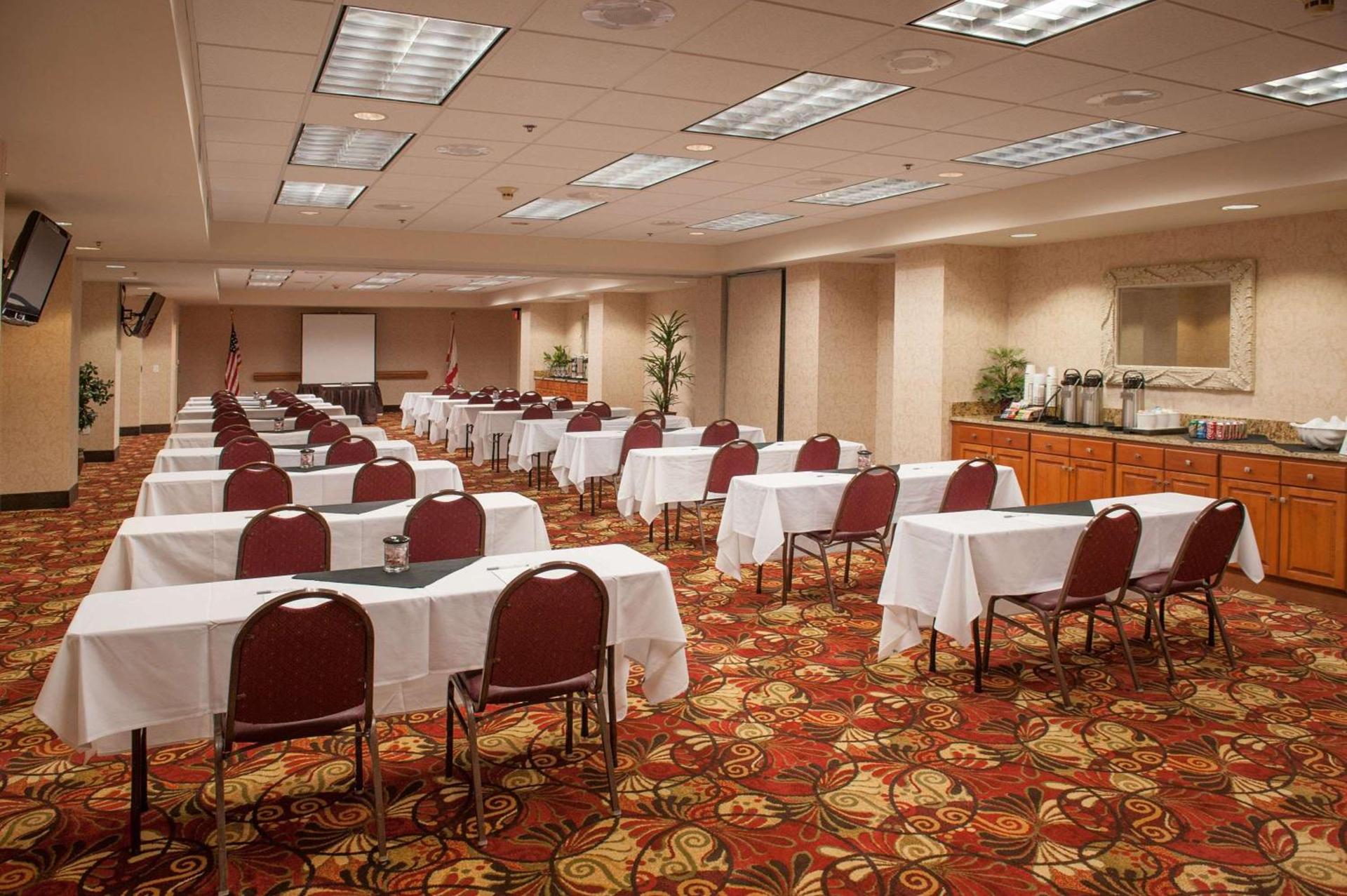 Hampton Inn Pensacola-Airport photo 53