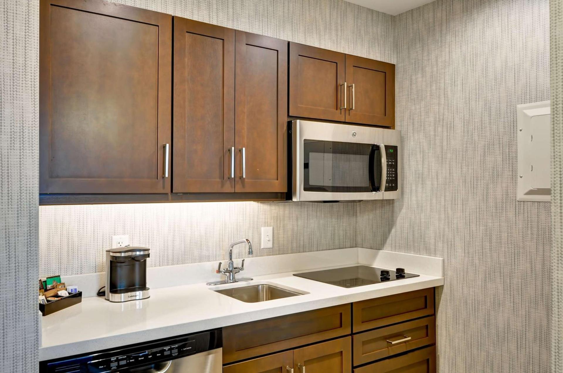 Homewood Suites By Hilton Schenectady photo 43