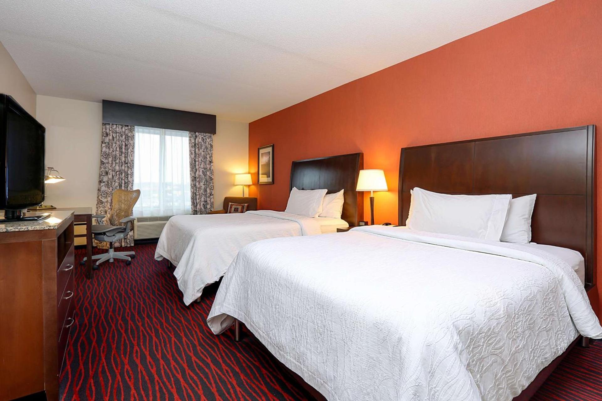 Hilton Garden Inn Clifton Park photo 2