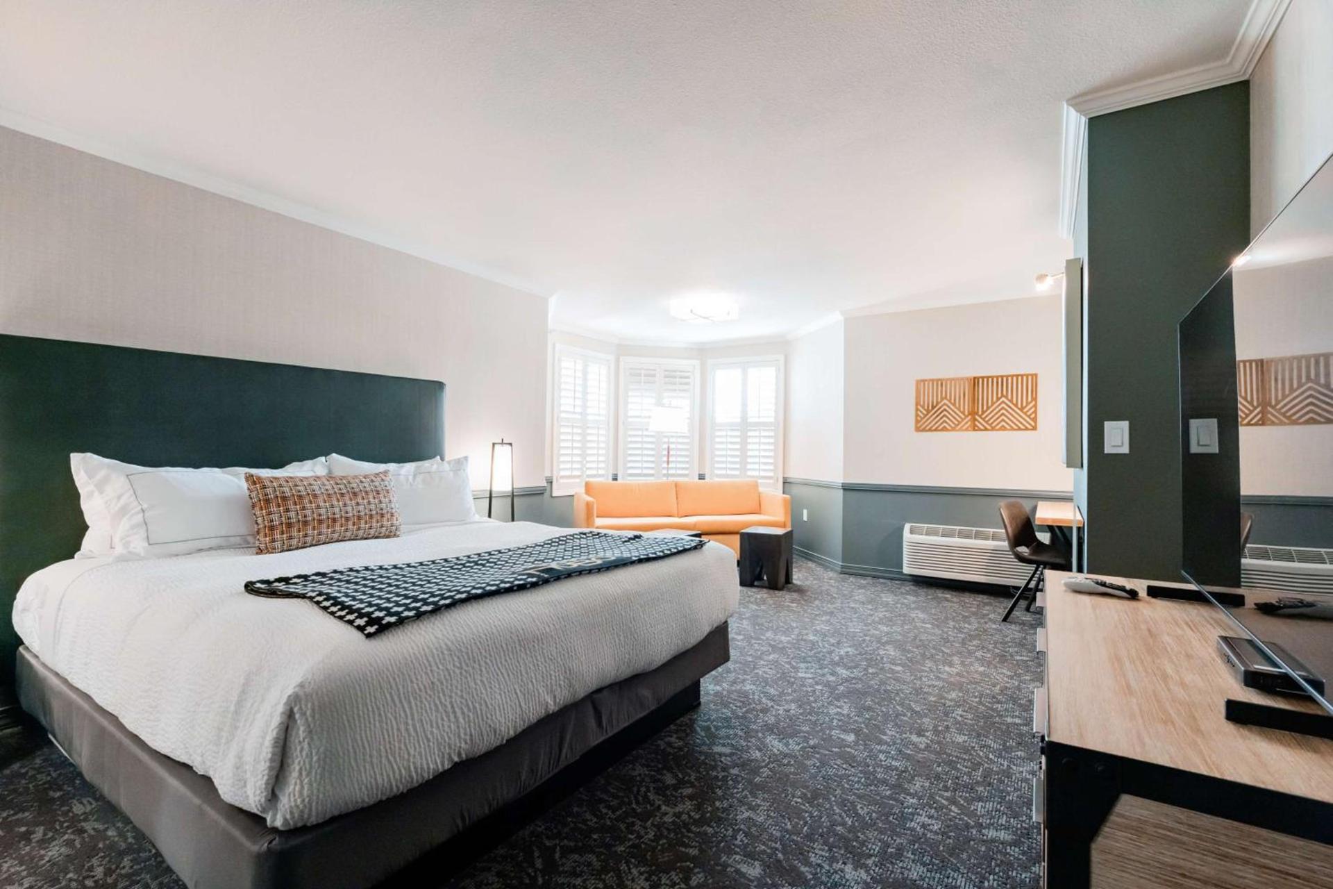 Hotel NoBo Cascade, Tapestry Collection by Hilton photo 16