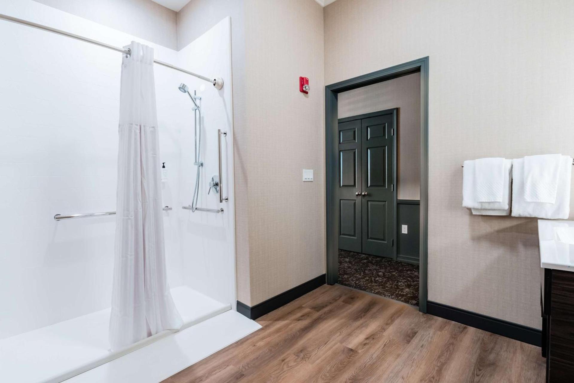 Hotel NoBo Cascade, Tapestry Collection by Hilton photo 24
