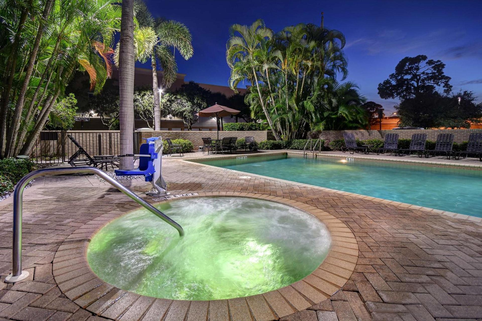 Hilton Garden Inn Fort Myers photo 11