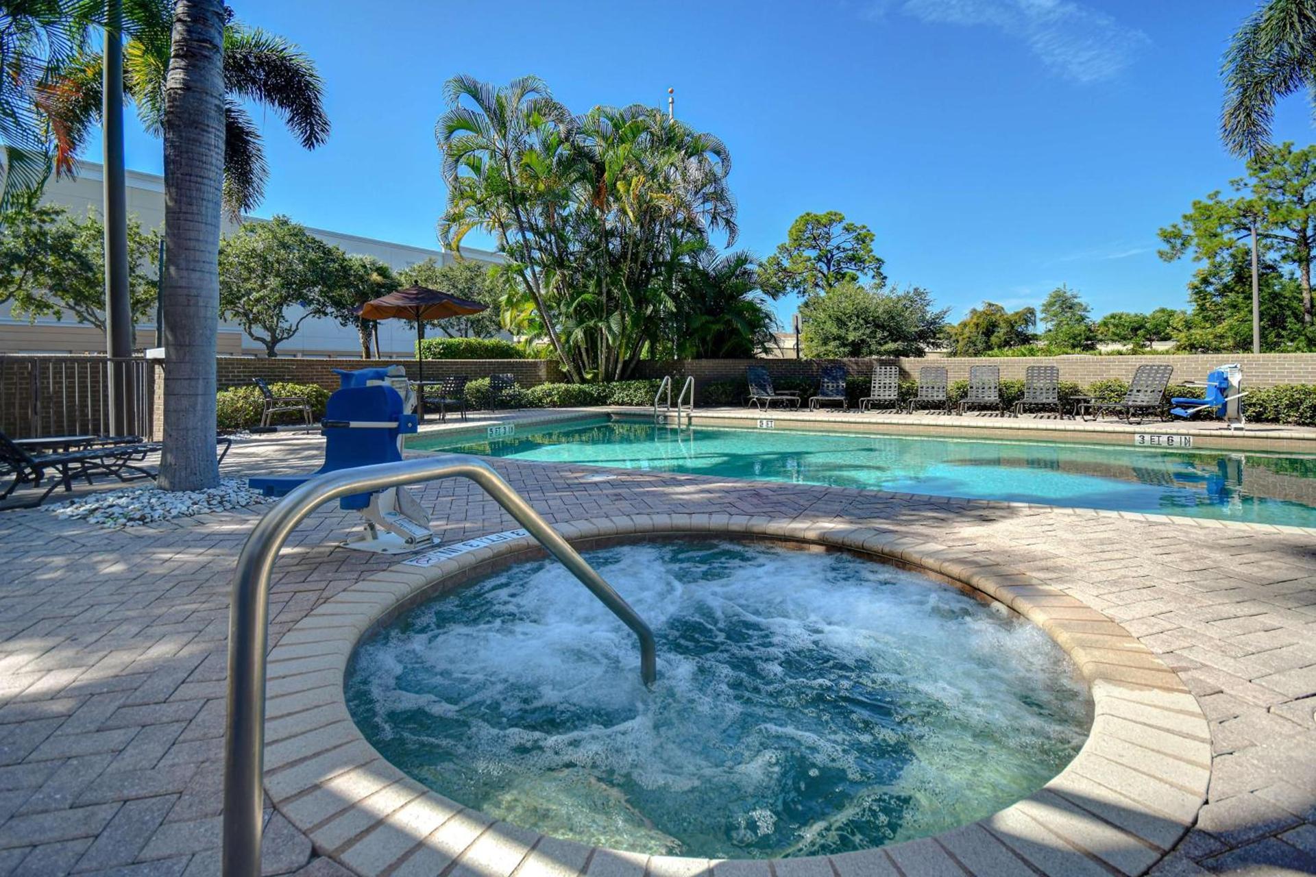 Hilton Garden Inn Fort Myers photo 12