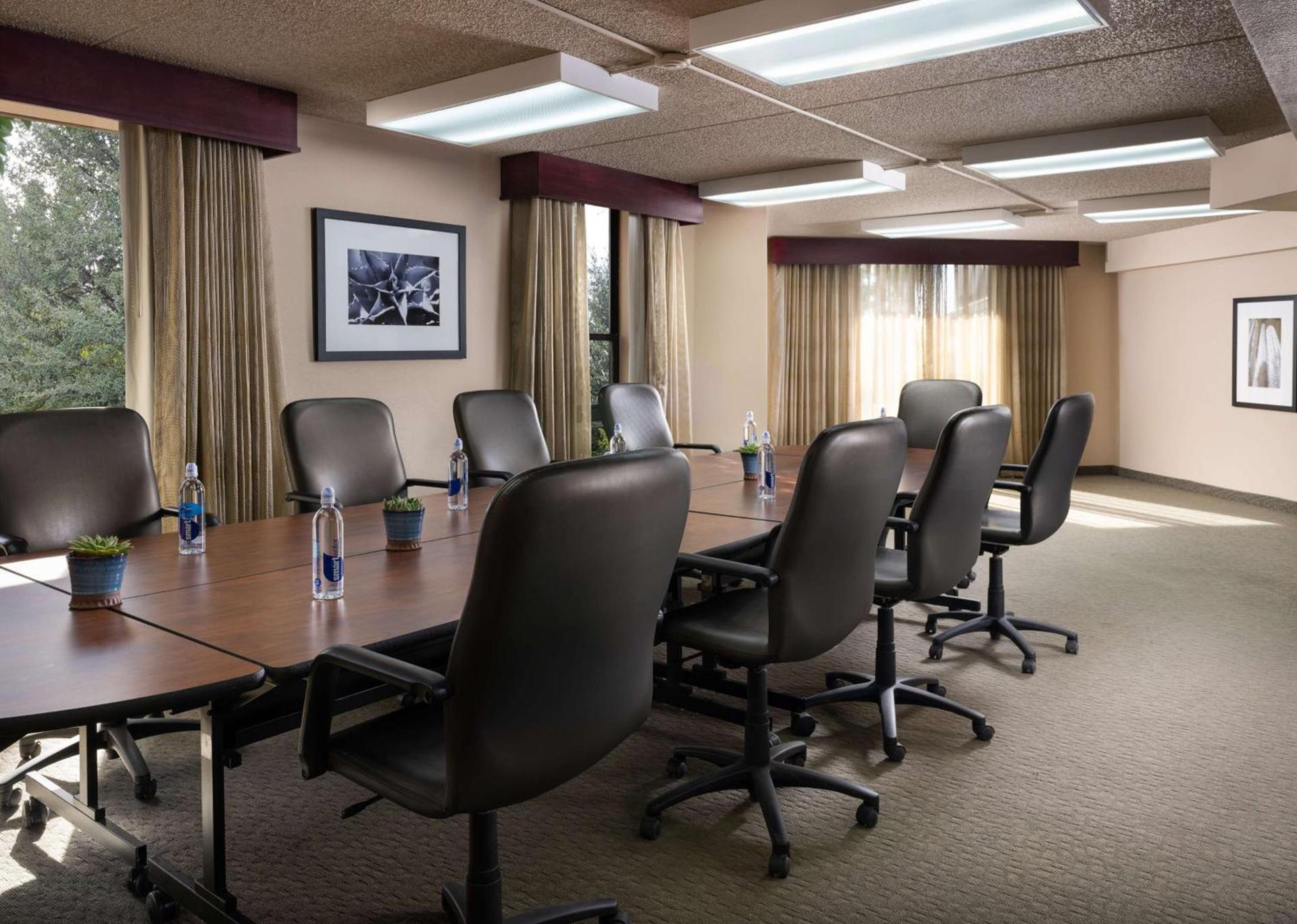 Embassy Suites by Hilton Tucson East photo 32