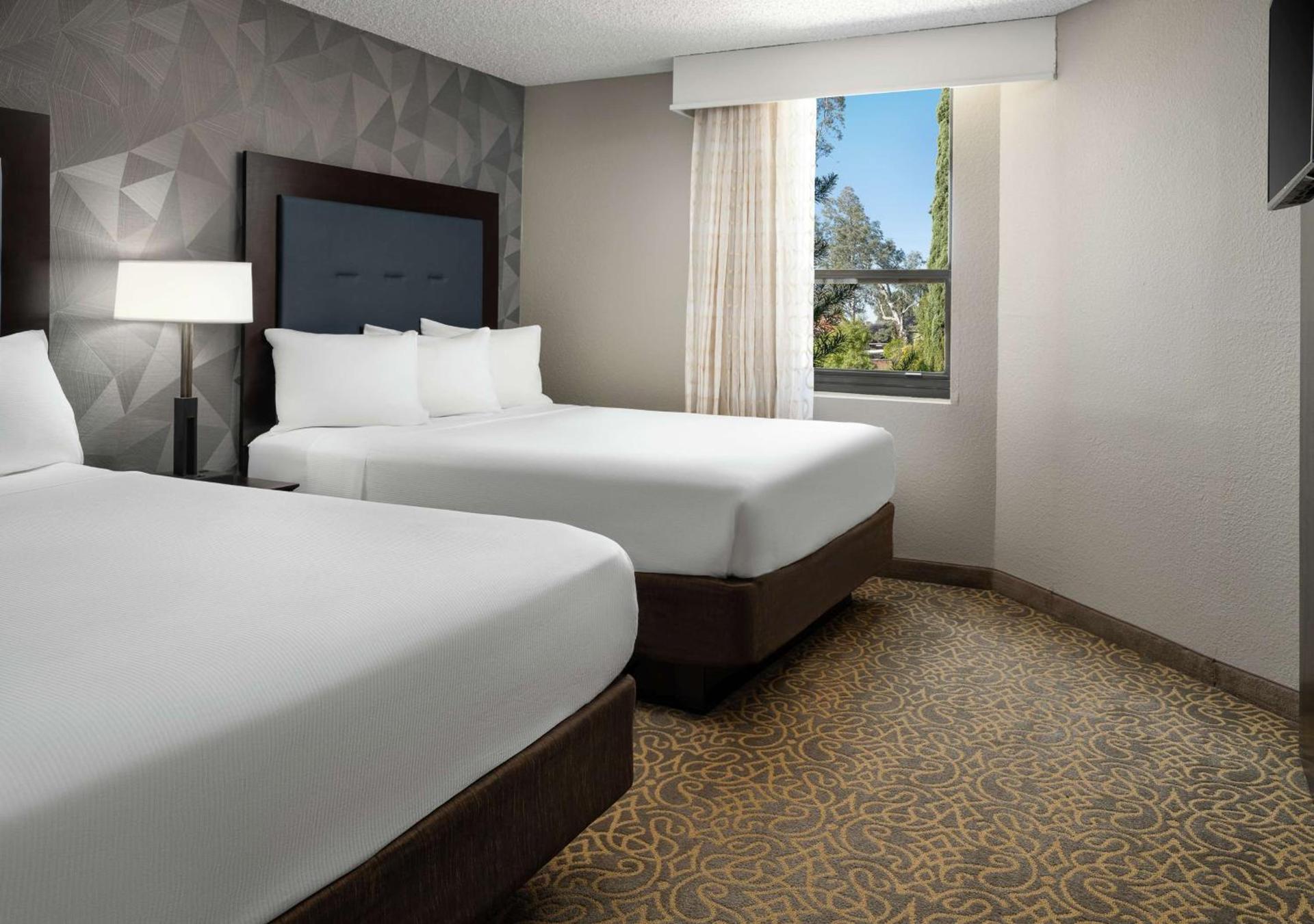 Embassy Suites by Hilton Tucson East photo 40