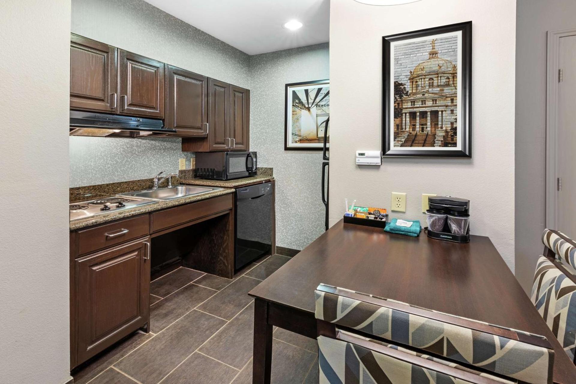 Homewood Suites by Hilton Waco photo 35