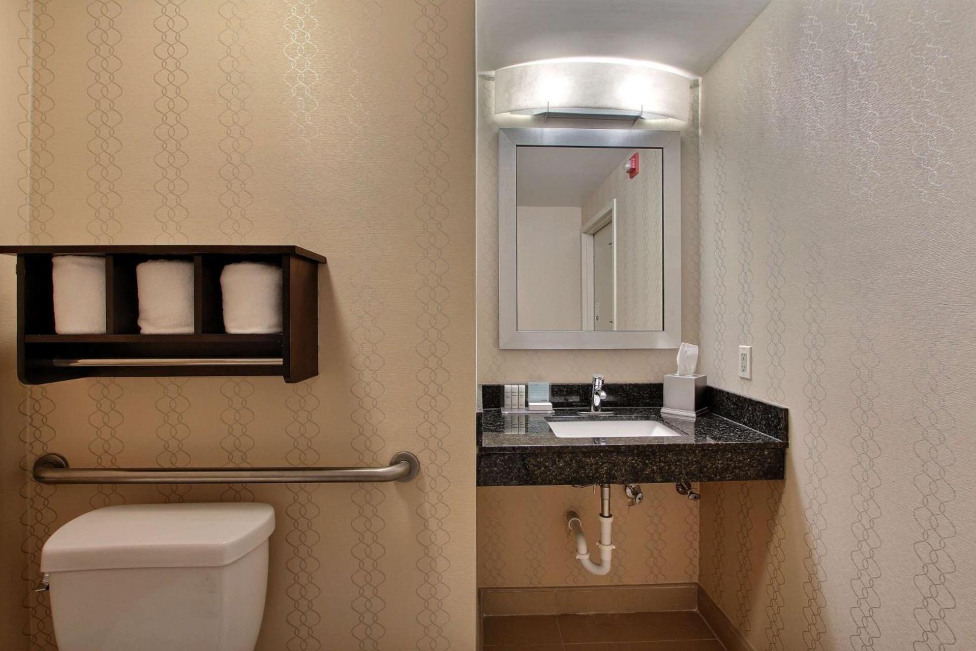 Hampton Inn Savannah-I-95/Richmond Hill photo 17