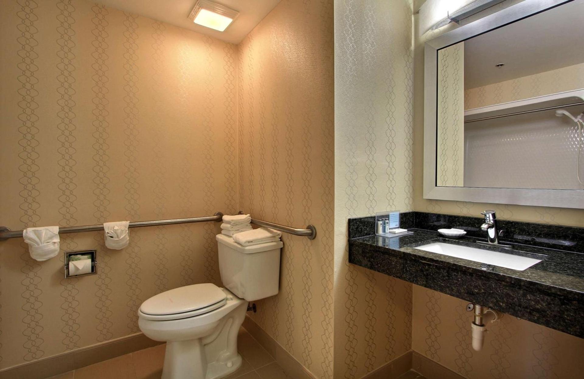 Hampton Inn Savannah-I-95/Richmond Hill photo 18