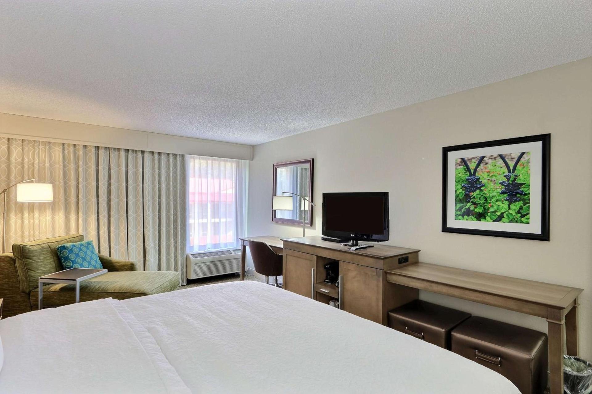 Hampton Inn Savannah-I-95/Richmond Hill photo 30