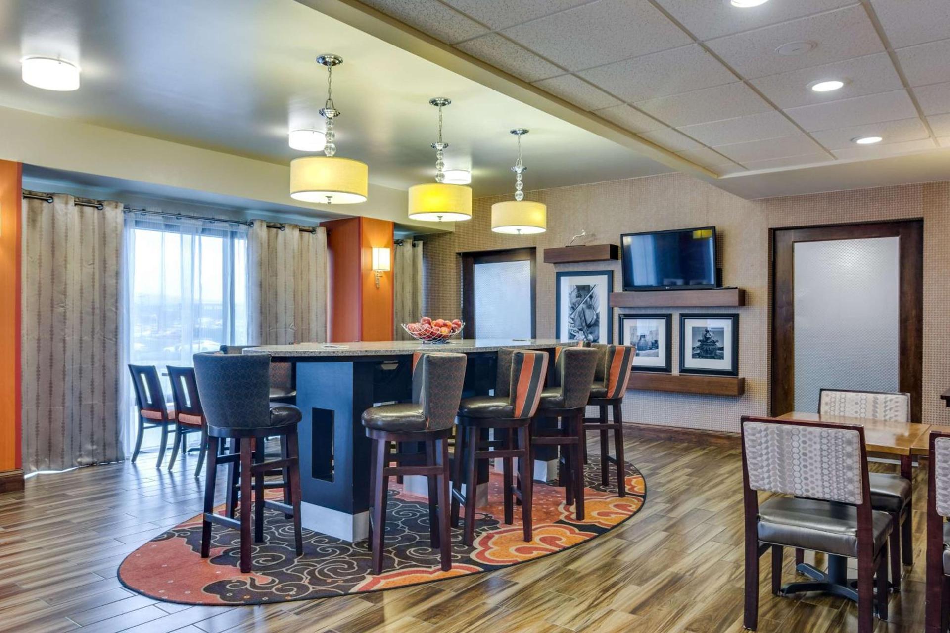 Hampton Inn Johnson City photo 6