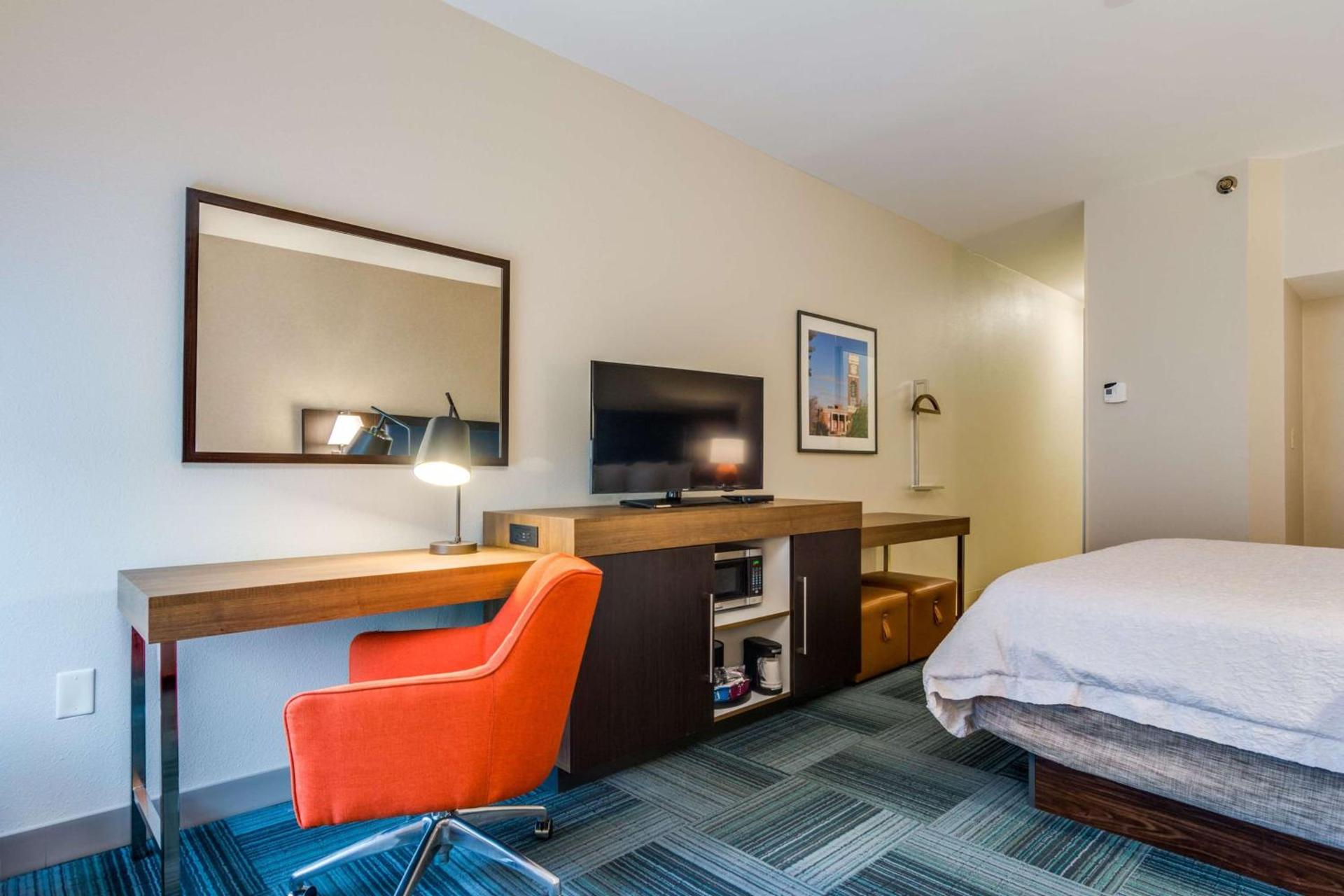 Hampton Inn Johnson City photo 28