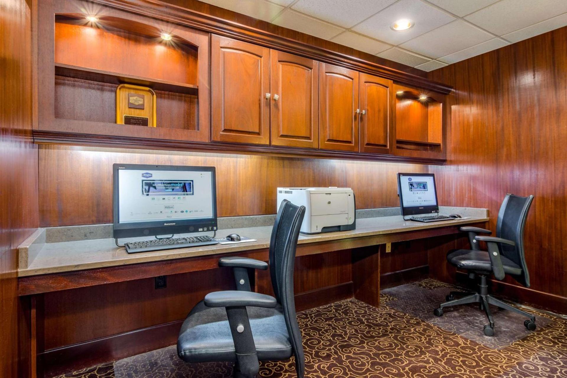 Hampton Inn Johnson City photo 34