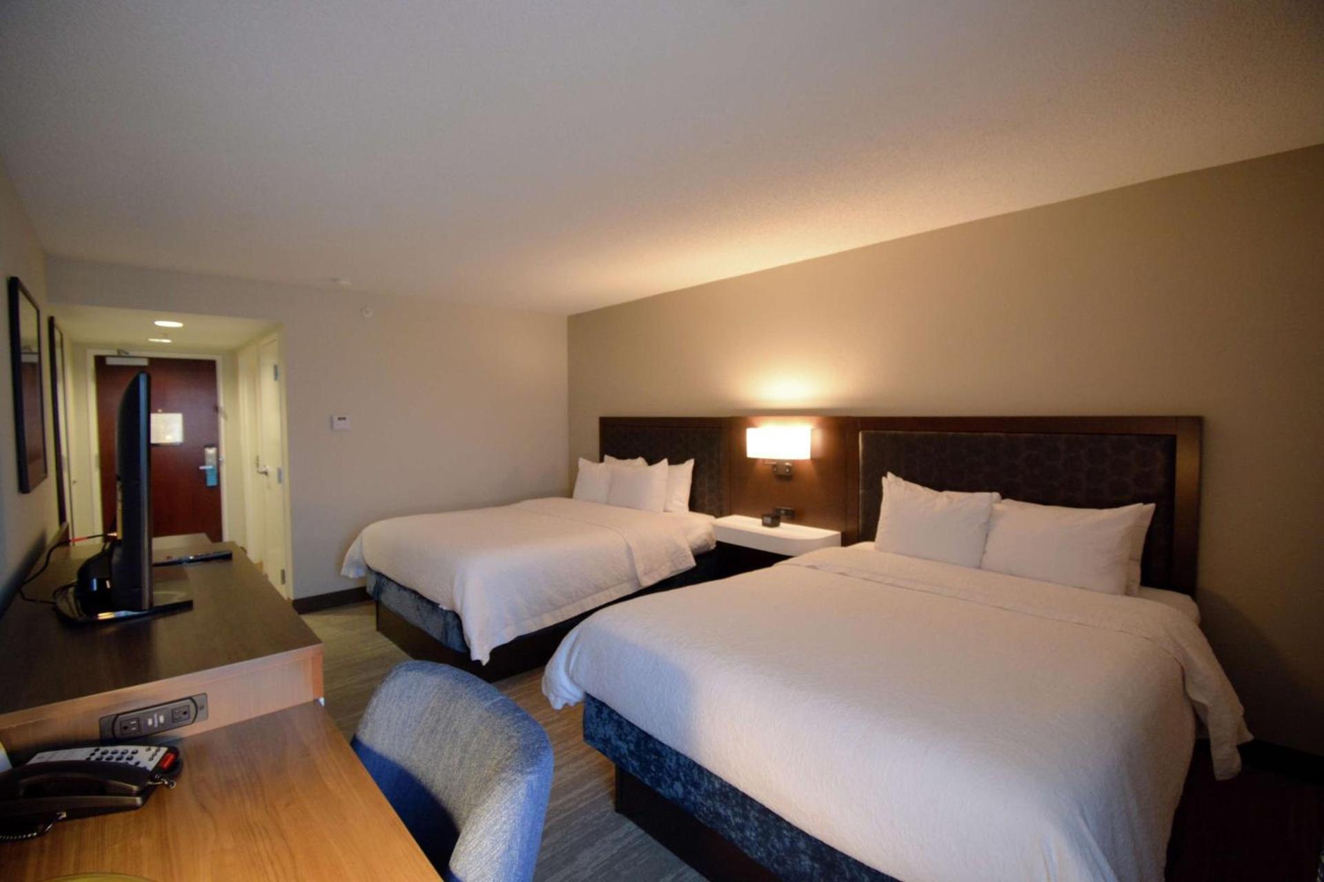 Hampton Inn Salem East - Electric Road photo 25