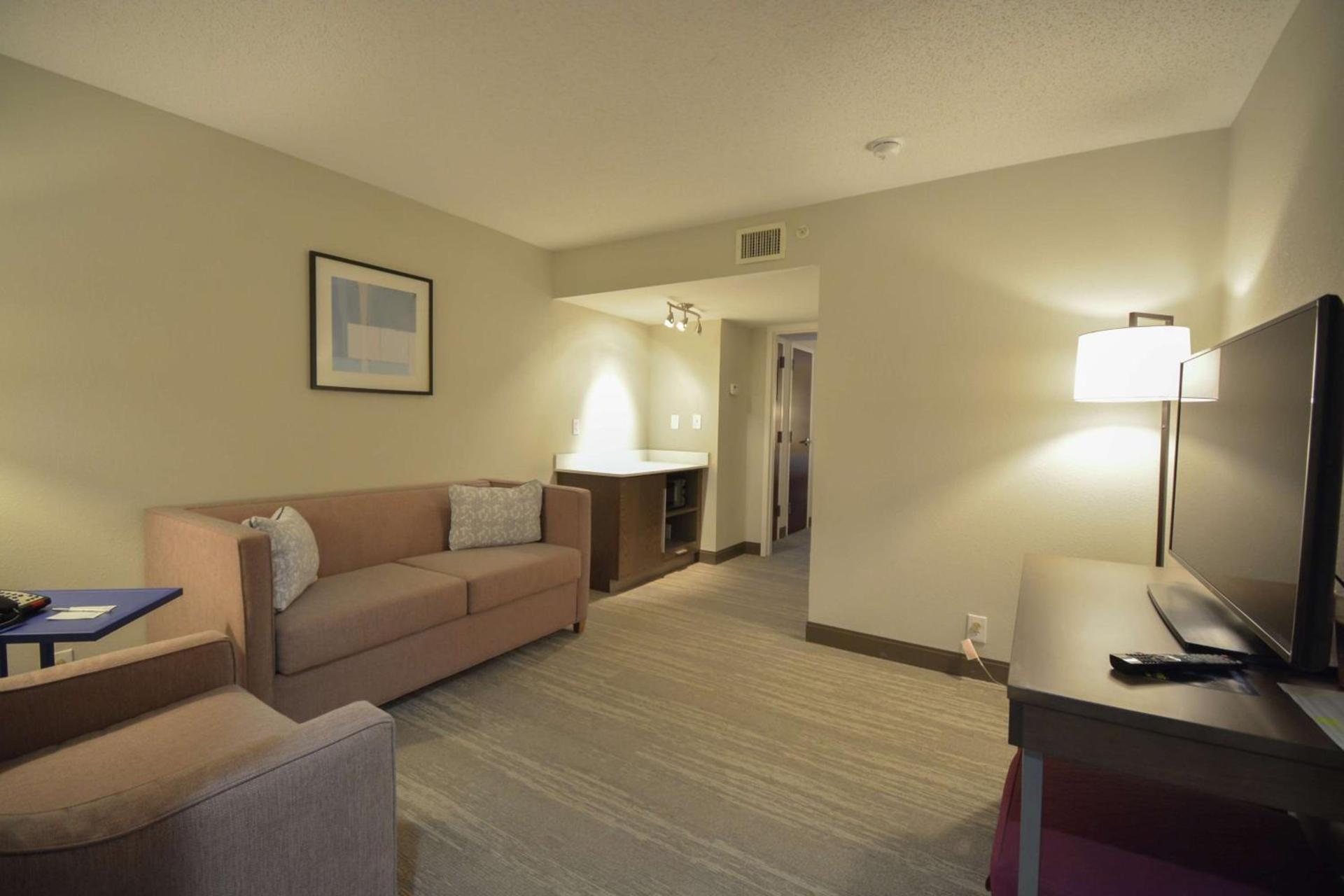 Hampton Inn Salem East - Electric Road photo 38