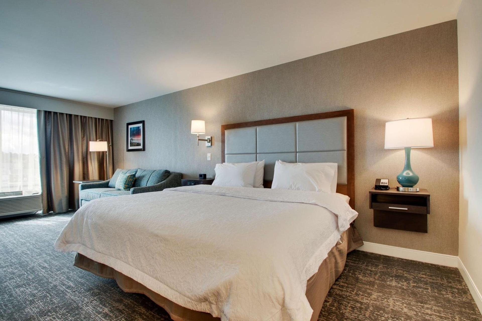 Hampton Inn-Pawtucket, RI photo 32