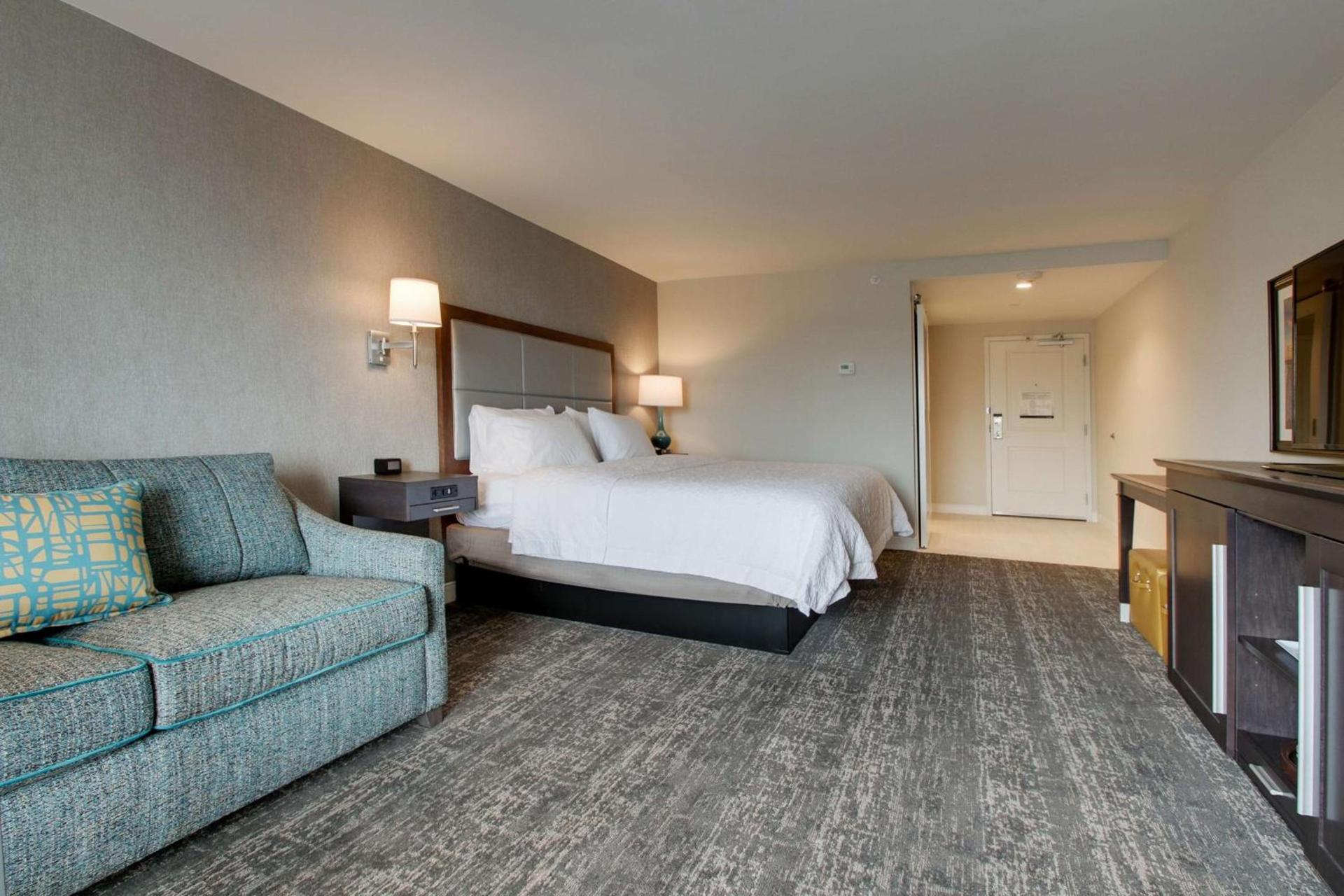 Hampton Inn-Pawtucket, RI photo 37