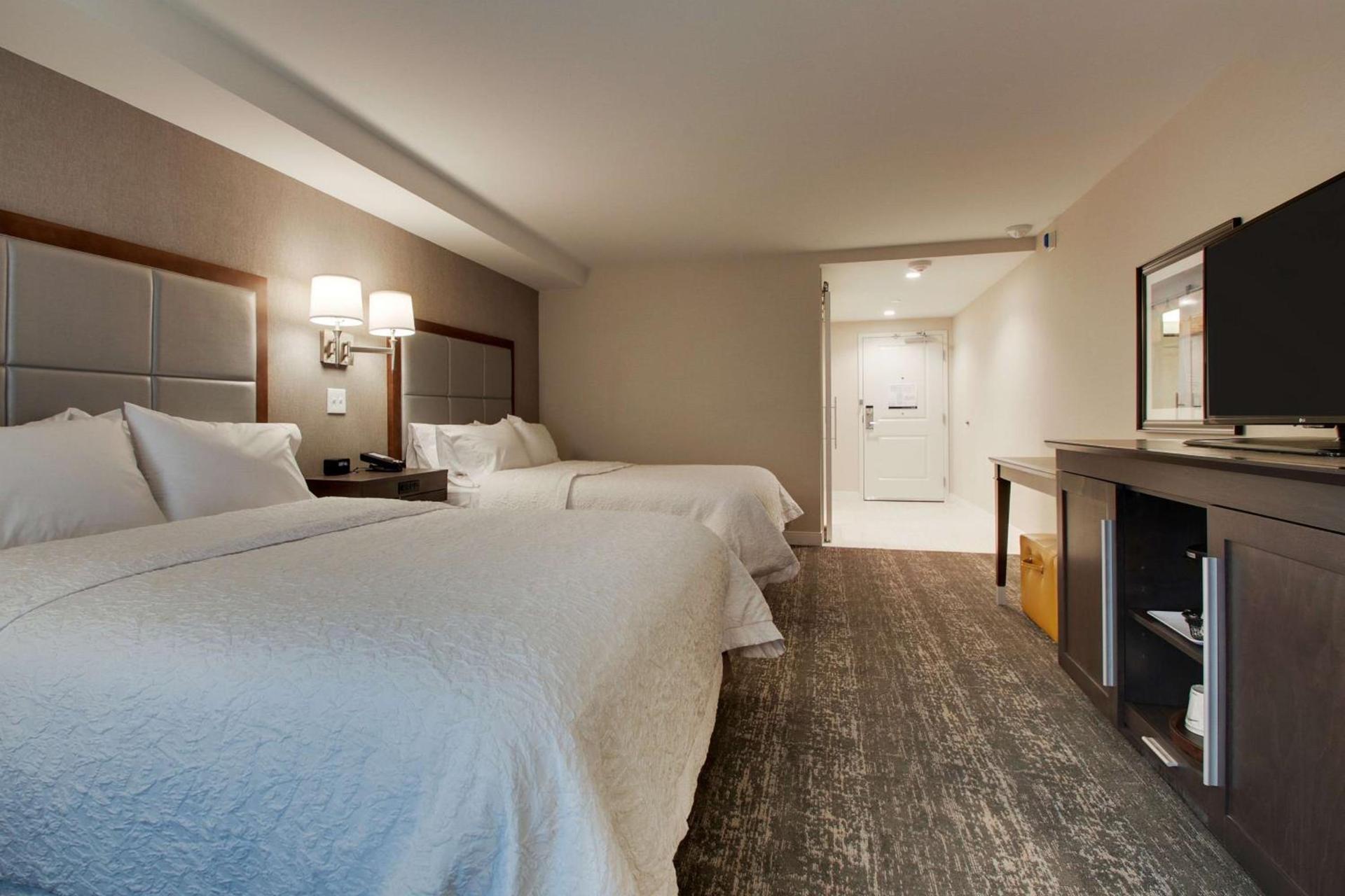 Hampton Inn-Pawtucket, RI photo 40