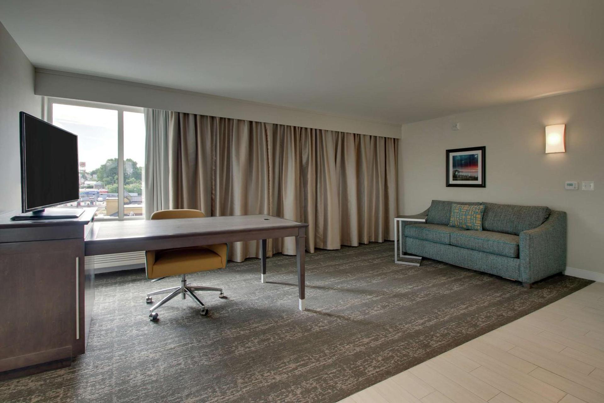 Hampton Inn-Pawtucket, RI photo 43