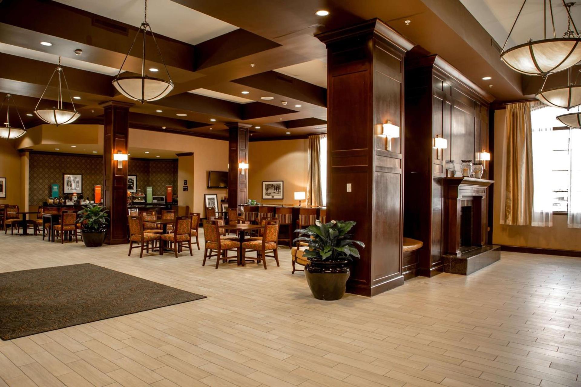 Hampton Inn & Suites Albany-Downtown photo 4