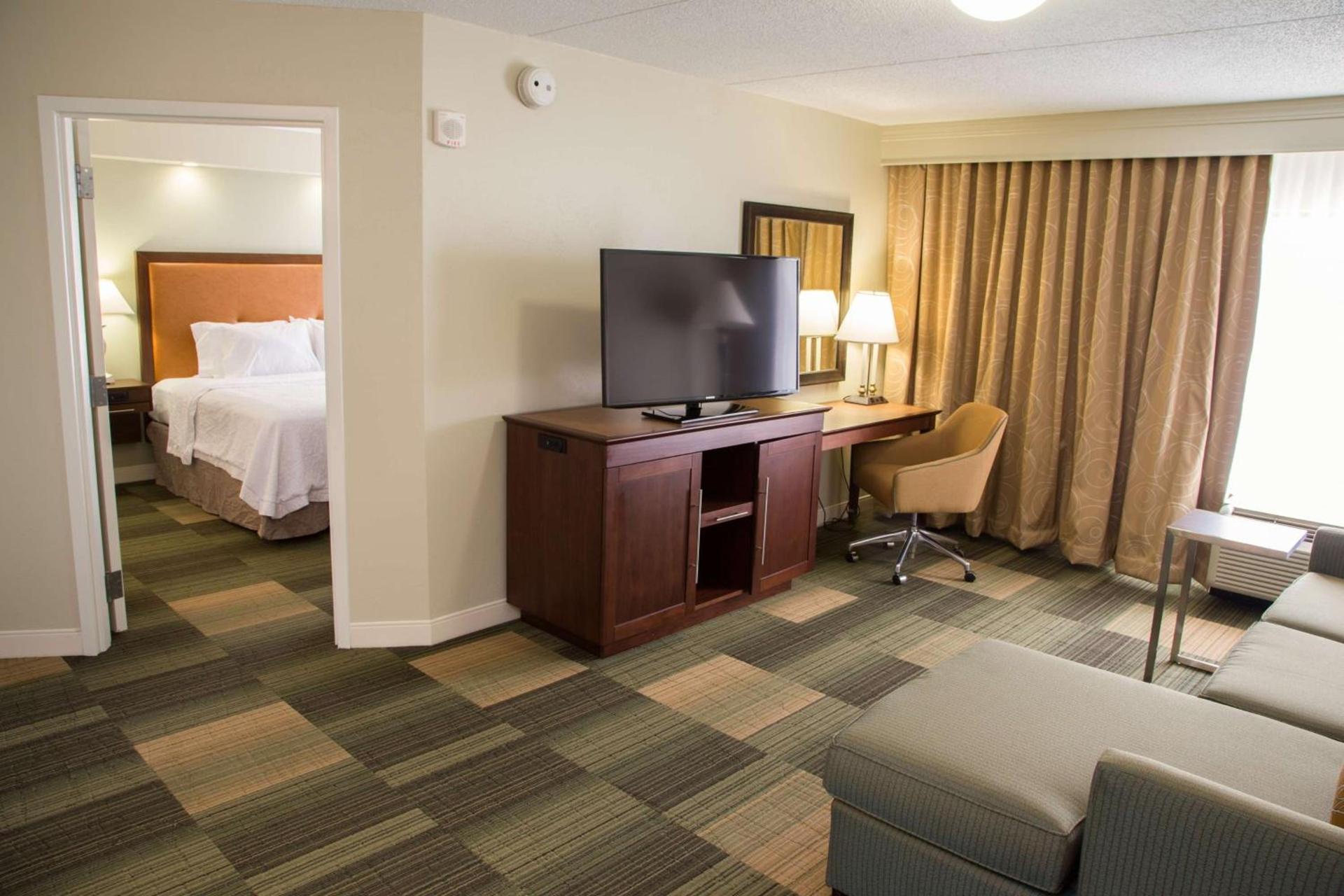 Hampton Inn & Suites Albany-Downtown photo 18