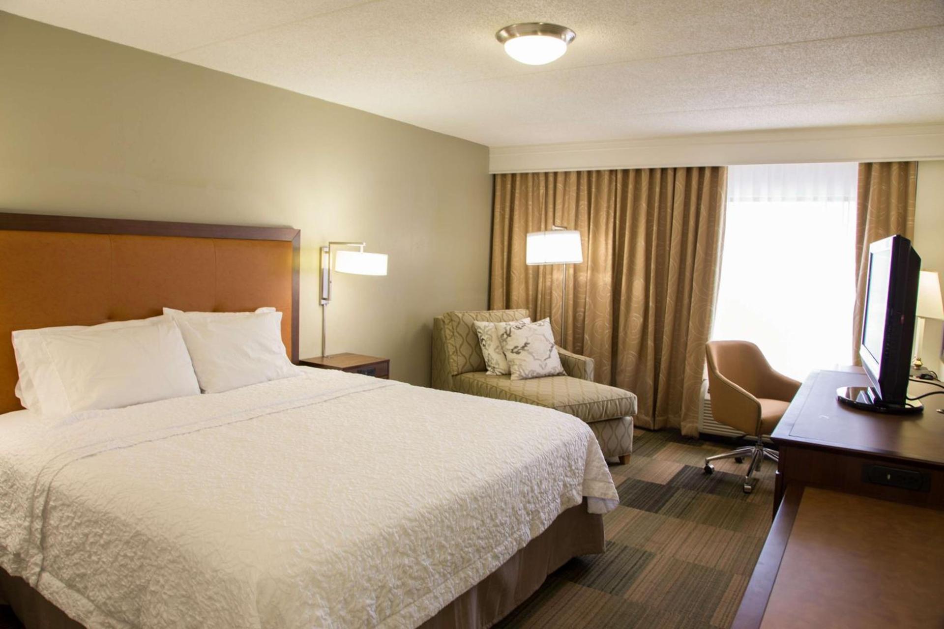 Hampton Inn & Suites Albany-Downtown photo 42