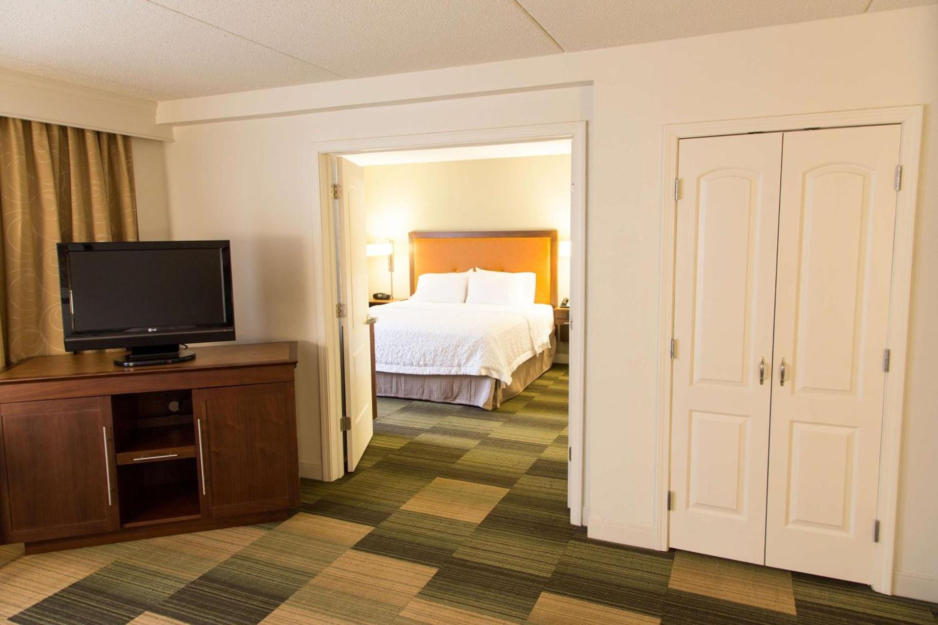 Hampton Inn & Suites Albany-Downtown photo 39