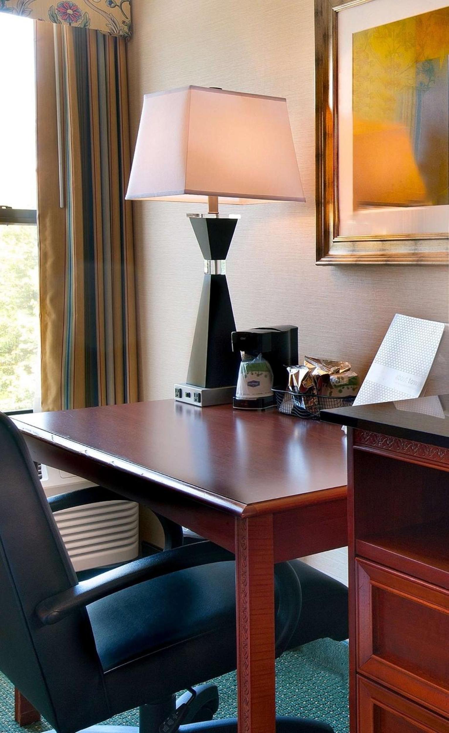 Hampton Inn Alexandria photo 17