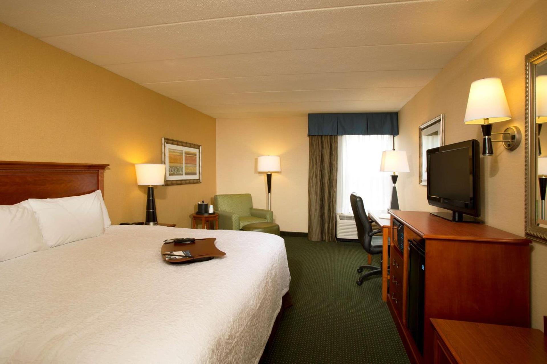 Hampton Inn Alexandria photo 25