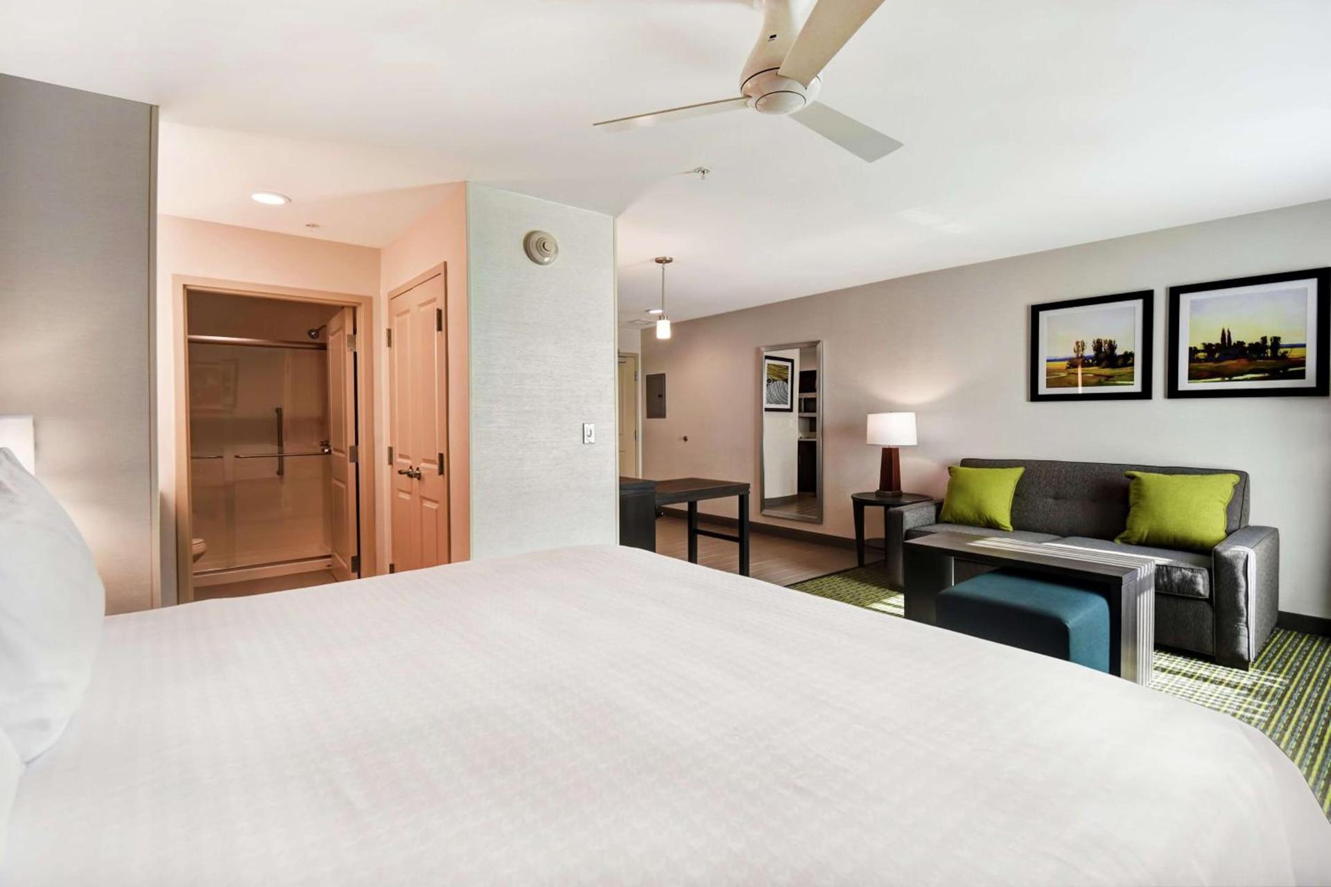 Homewood Suites by Hilton Novi Detroit photo 25