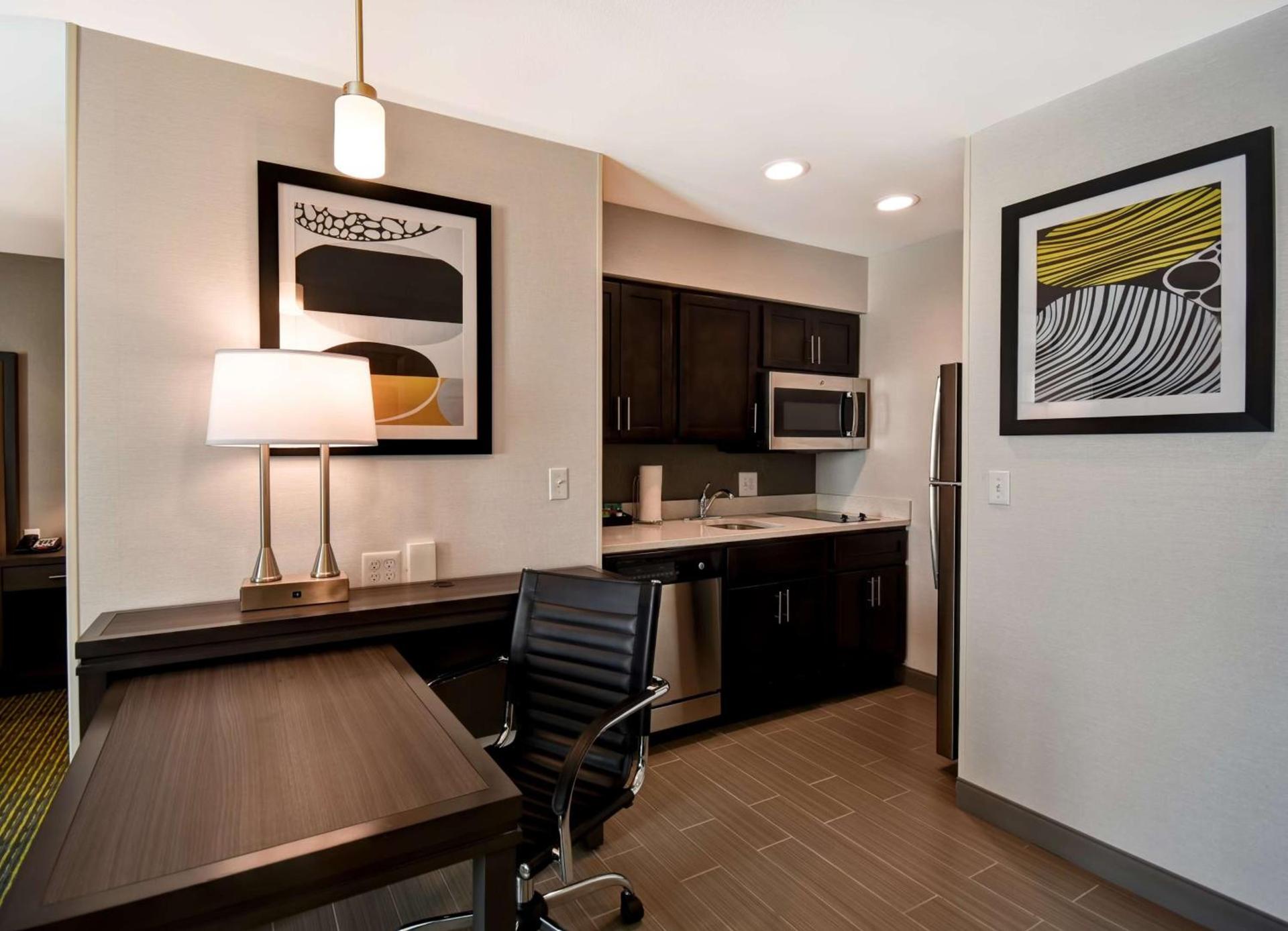 Homewood Suites by Hilton Novi Detroit photo 42