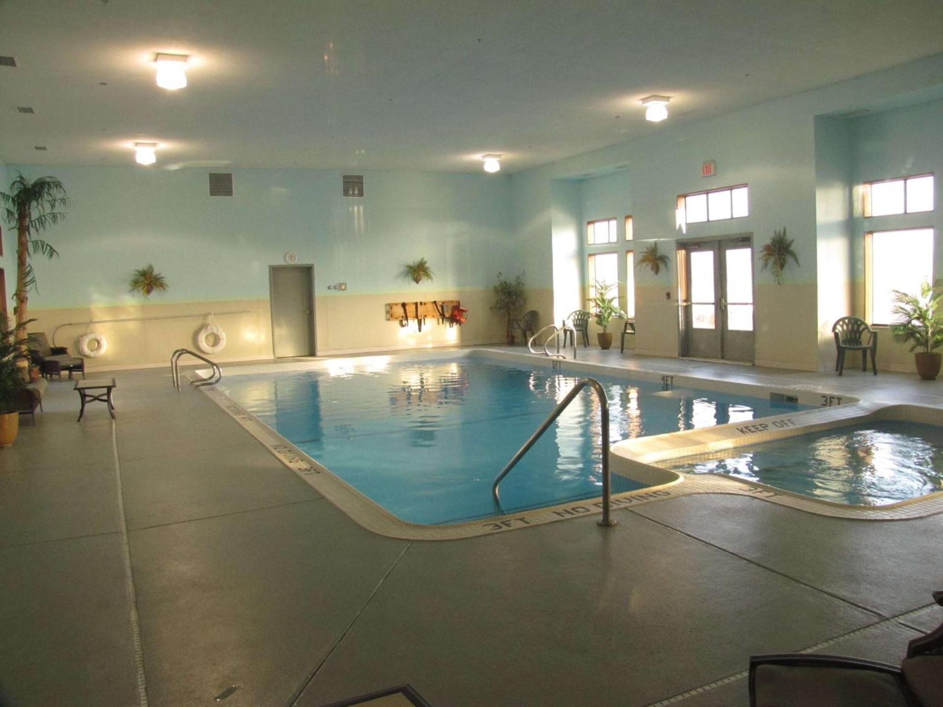 Hampton Inn Birch Run photo 7