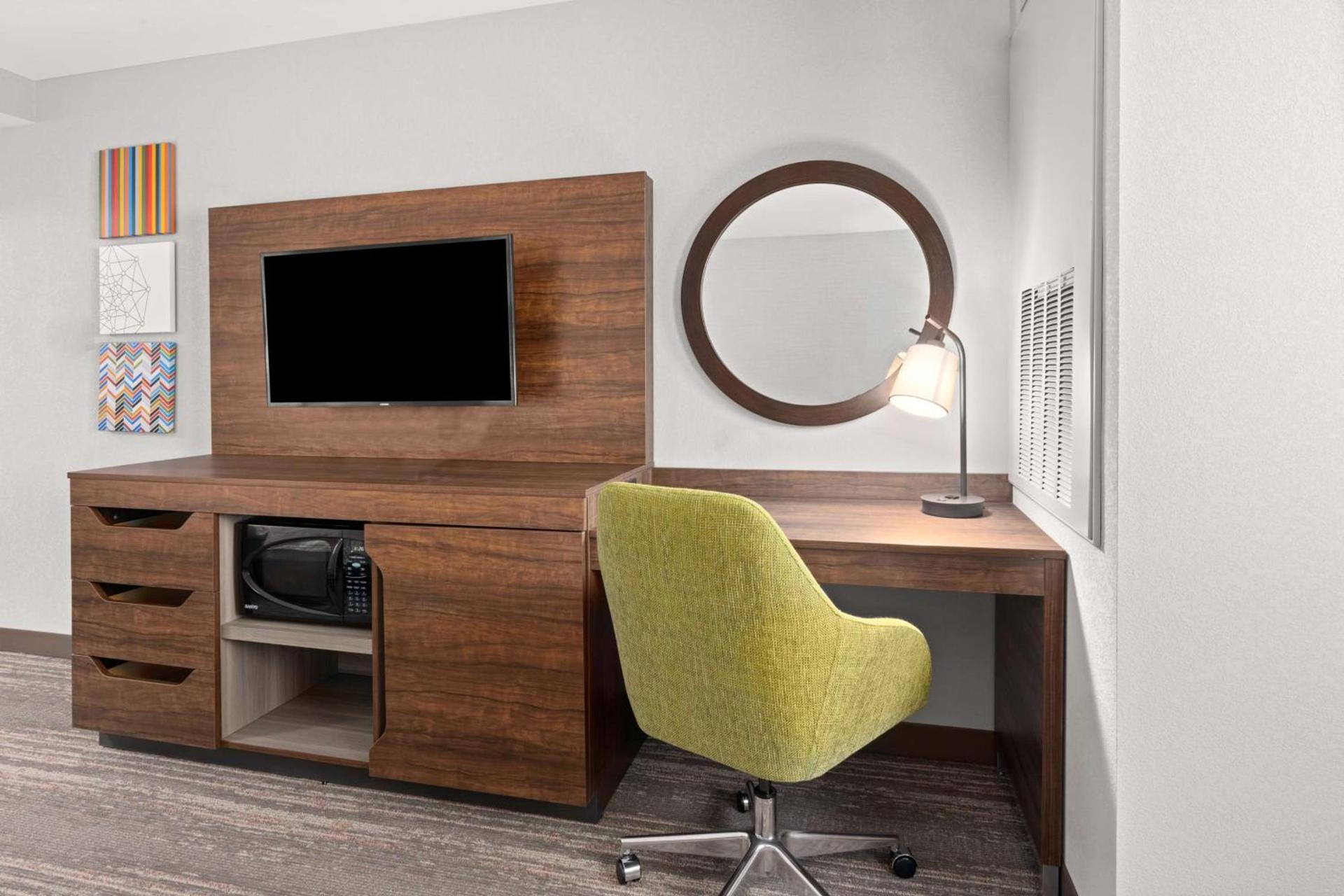 Hampton Inn & Suites Burlington photo 15