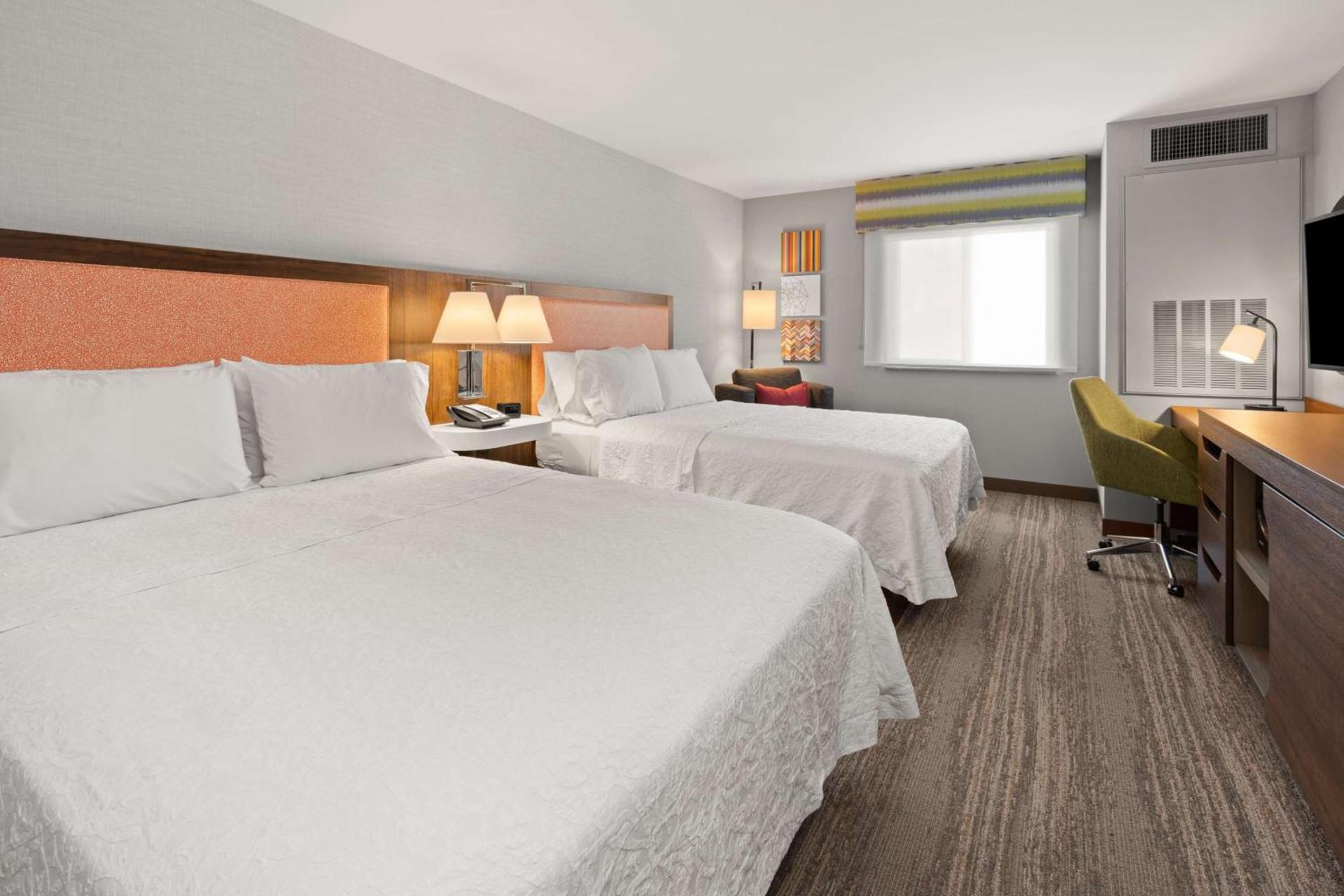 Hampton Inn & Suites Burlington photo 20