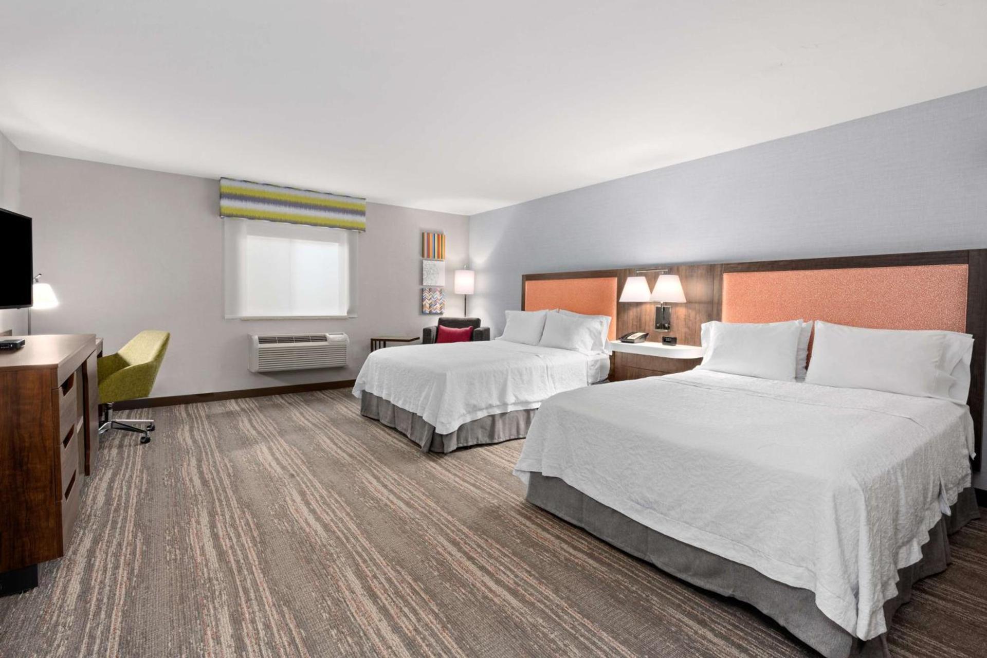 Hampton Inn & Suites Burlington photo 22