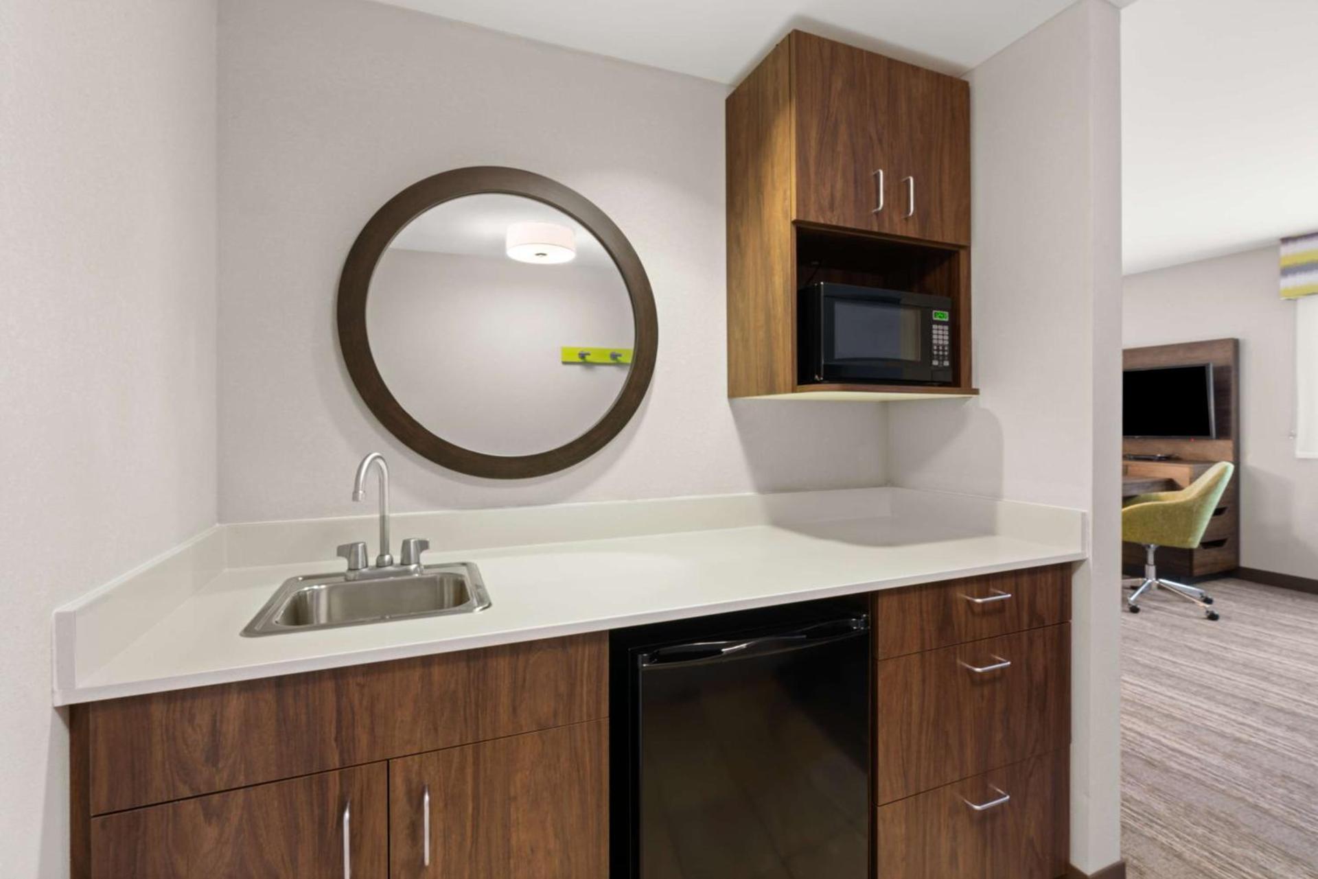 Hampton Inn & Suites Burlington photo 25