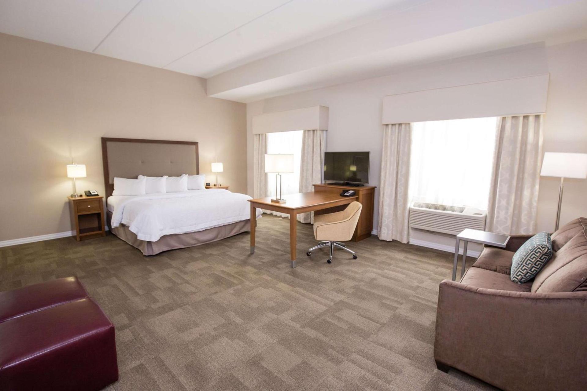 Hampton Inn & Suites - Pittsburgh/Harmarville, PA photo 28