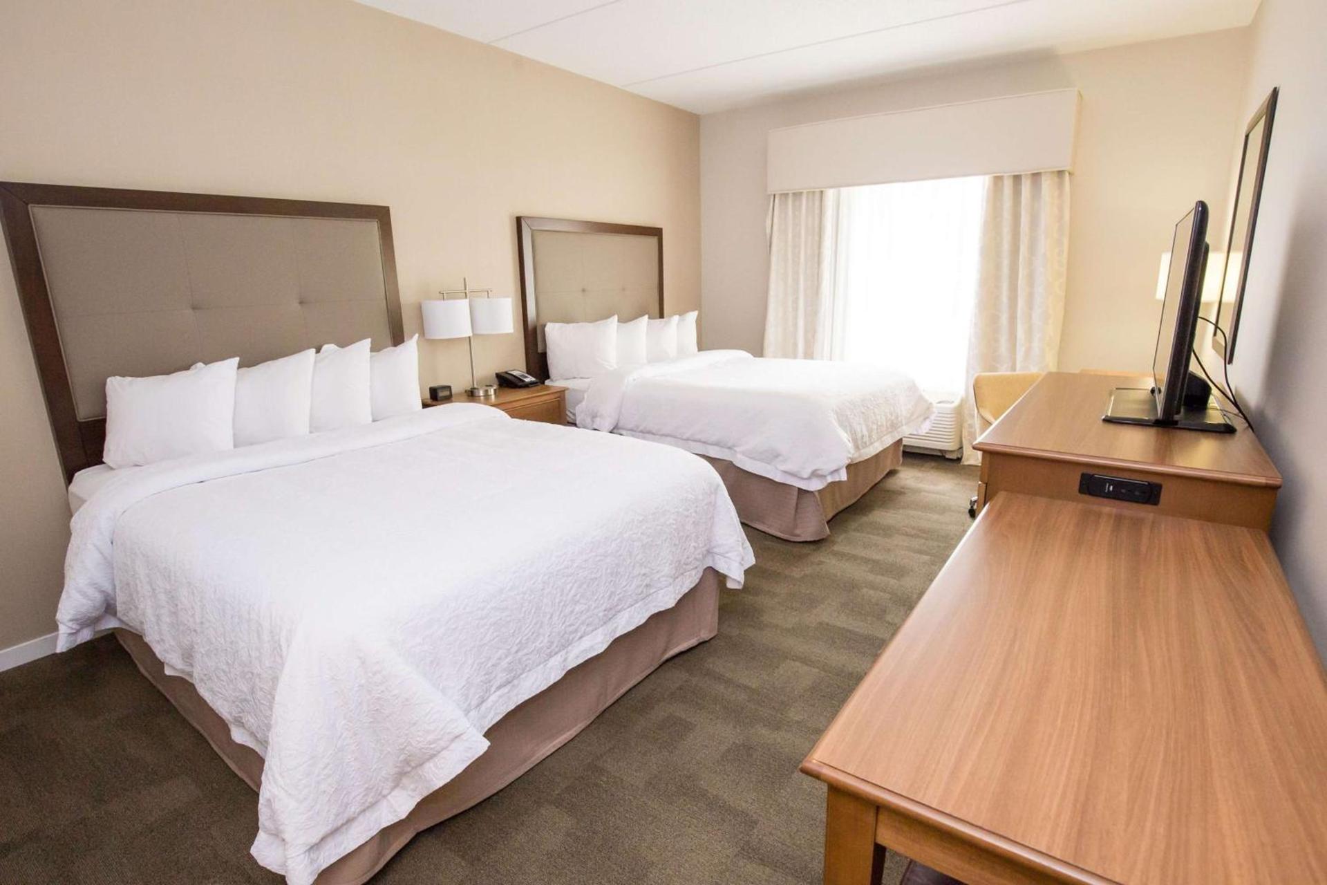 Hampton Inn & Suites - Pittsburgh/Harmarville, PA photo 39