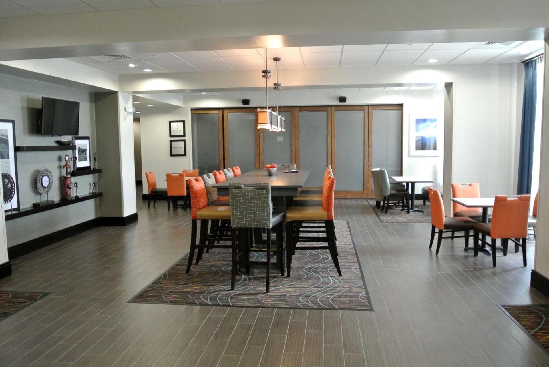 Hampton Inn Carrizo Springs photo 3