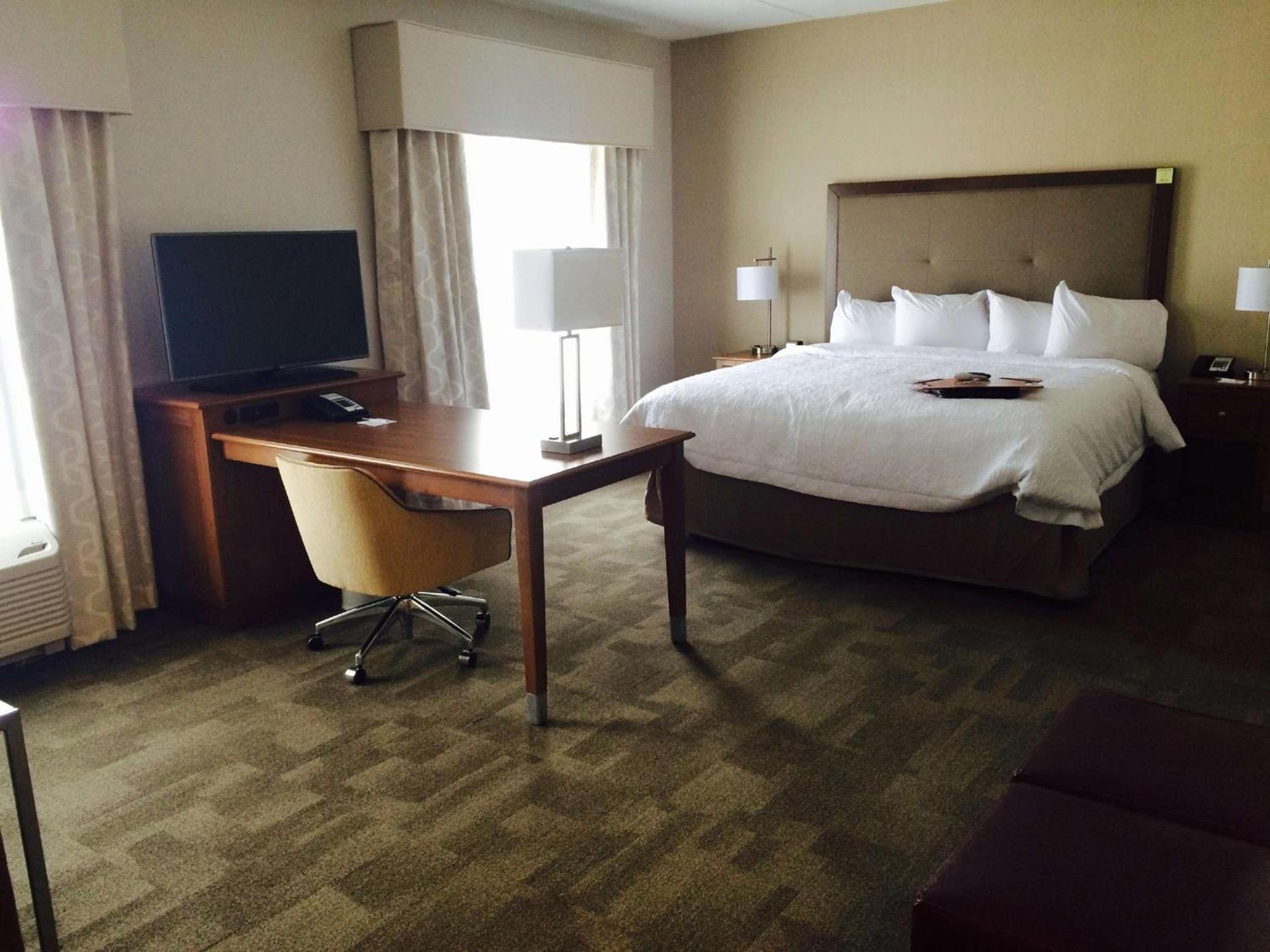 Hampton Inn & Suites - Pittsburgh/Harmarville, PA photo 48
