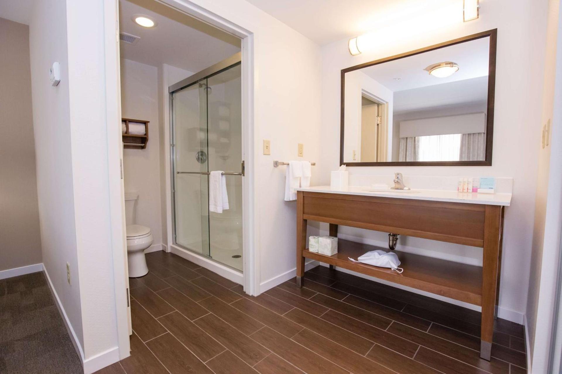 Hampton Inn & Suites - Pittsburgh/Harmarville, PA photo 49