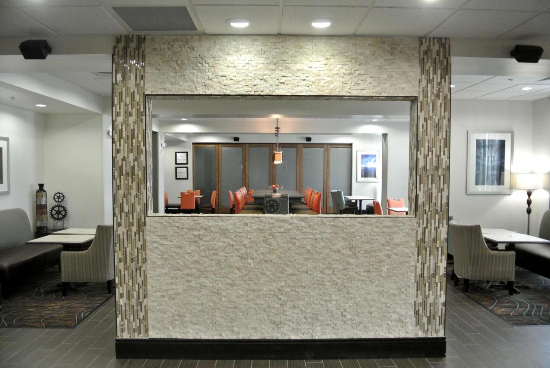 Hampton Inn Carrizo Springs photo 6